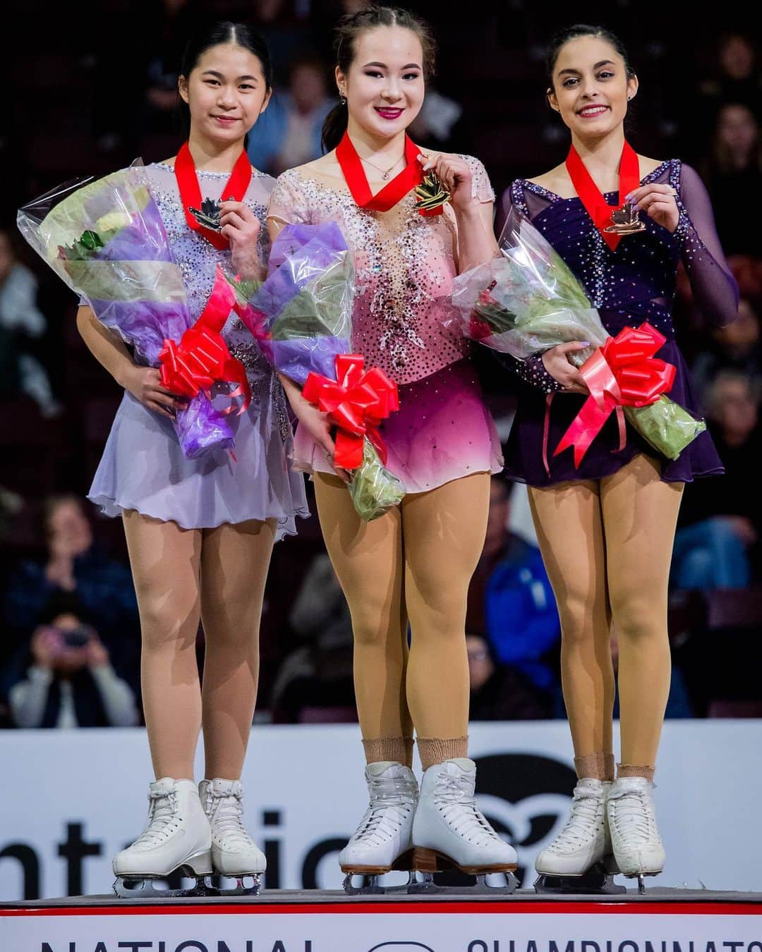 Skate Canadaさんのインスタグラム写真 - (Skate CanadaInstagram)「Senior women, ice dance, pair and men medallists / Les médaillés des femmes, de danse sur glace, patinage en couple et hommes senior  #CTNats20 #CreatingHistory #Créerlhistoire 📷 @danielleearlphotography」1月19日 13時13分 - skate_canada