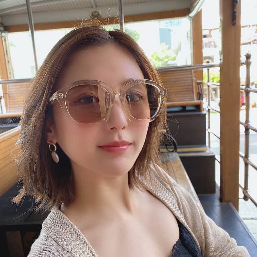 のインスタグラム：「🕶🌴💞 ㅤㅤㅤㅤㅤㅤㅤㅤㅤㅤㅤㅤㅤ あまりサングラスはかけないけど 目からも日焼けしちゃうみたいだから これからはかけるようにしようかな🤔🌈 ㅤㅤㅤㅤㅤㅤㅤㅤㅤㅤㅤㅤㅤ #hawaii #feeyong #suncut #하와이 #희영 #데일리 #ひよん」
