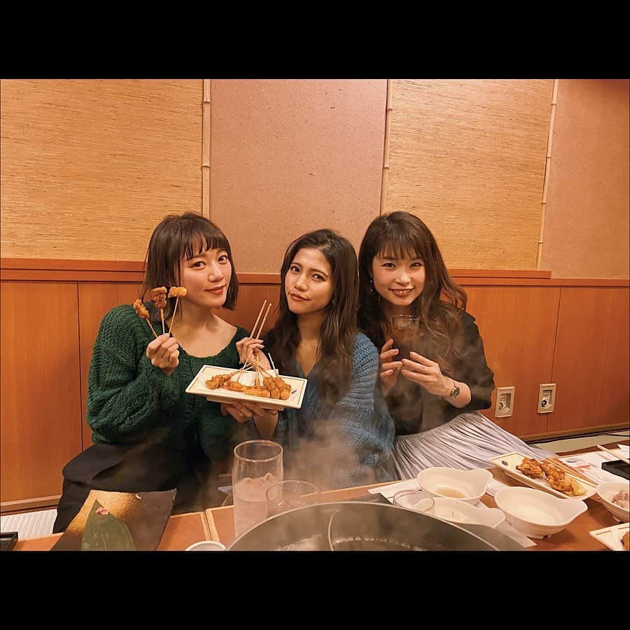 Marika Kajiwaraさんのインスタグラム写真 - (Marika KajiwaraInstagram)「しゃぶしゃぶ🐷♡ ＊ #かごの屋 さんでTV放送記念の しゃぶしゃぶコース食べてきたよ🙆🏻‍♀️ ＊ 3/11から全国で食べられる #うめ豚 を使った食べ放題なんやけど、 初めてのうめ豚柔らかくて美味しかった☺️🧡 ＊ 3990円でしゃぶしゃぶも 逸品も食べられるんやけど、 ほんとにメニューが豊富でびっくり😳！ もちろん単品もあって 一人前1390円になってたよ◡̈⃝♩ ＊ @yumi.polish @misawa_aya  素敵な時間をありがとでした♡♡ ＊ ＊ ＊ #しゃぶしゃぶ #大阪 #大国町 #なんば #居酒屋 #女子会 #飯スタグラム」1月19日 13時46分 - marika__kw