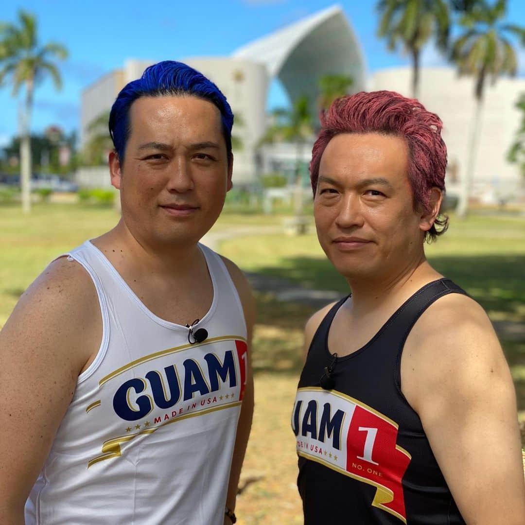 善し さんのインスタグラム写真 - (善し Instagram)「時々間違われる藤崎マーケットの田崎。  ラララライ体操いつも見てますってよく言われます。  あたりまえ体操とごっちゃになってるんですよね。 ※なんでこの髪の毛になったかは後程報告します。  #藤崎マーケット #cowcow #ラララライ体操　#あたりまえ体操」1月19日 14時23分 - cowcow44