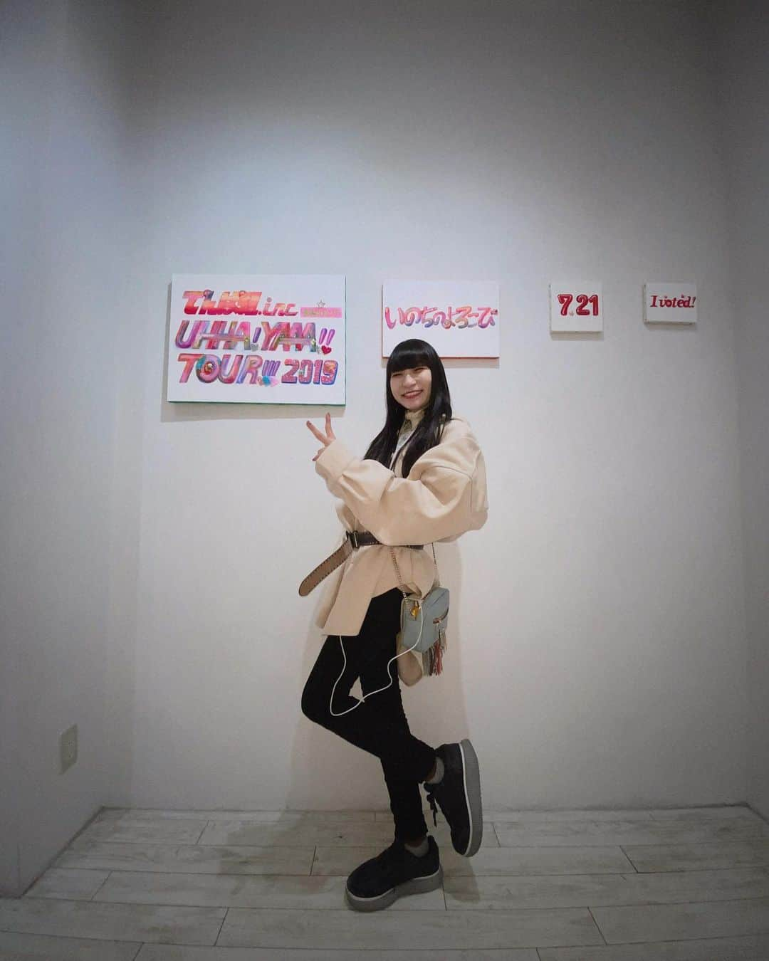 ピンキー！☆藤咲彩音さんのインスタグラム写真 - (ピンキー！☆藤咲彩音Instagram)「monetちゃんの個展『detox』におじゃましてきました🐼  いのちのよろこびやウッハヤーツアーのロゴも飾っていただいてまして！嬉しや！ もねたろうさん、天才なのだなと改めて感じさせられました。すぎょい。  #monet #新宿眼科画廊 #最後の写真は私の推しプリン #もねたろうが描くプリンが大好きです」1月19日 14時58分 - pinky_ayane