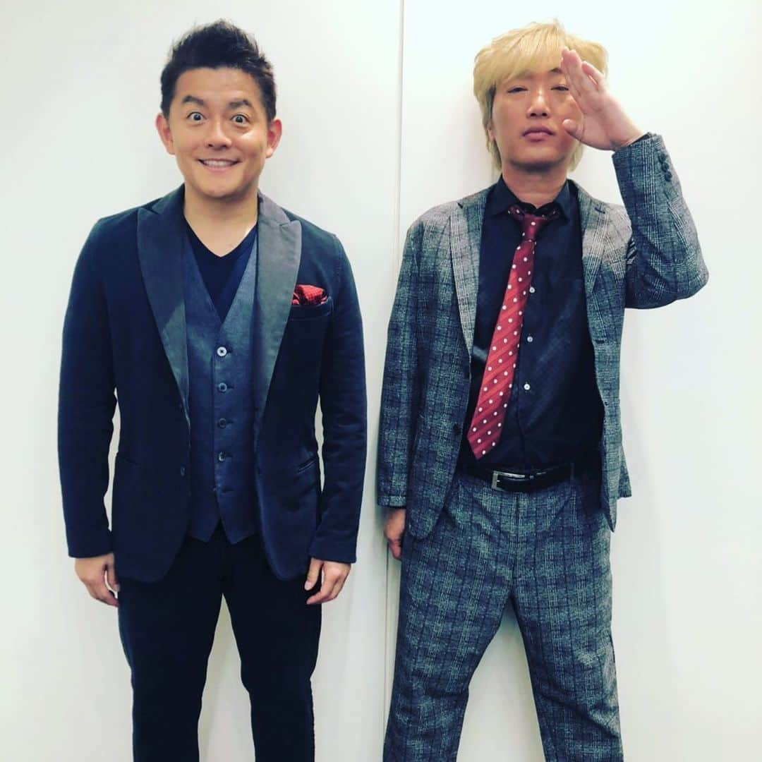 小沢一敬さんのインスタグラム写真 - (小沢一敬Instagram)「コンビで写真を撮りました」1月19日 15時01分 - ozawakazuhiro