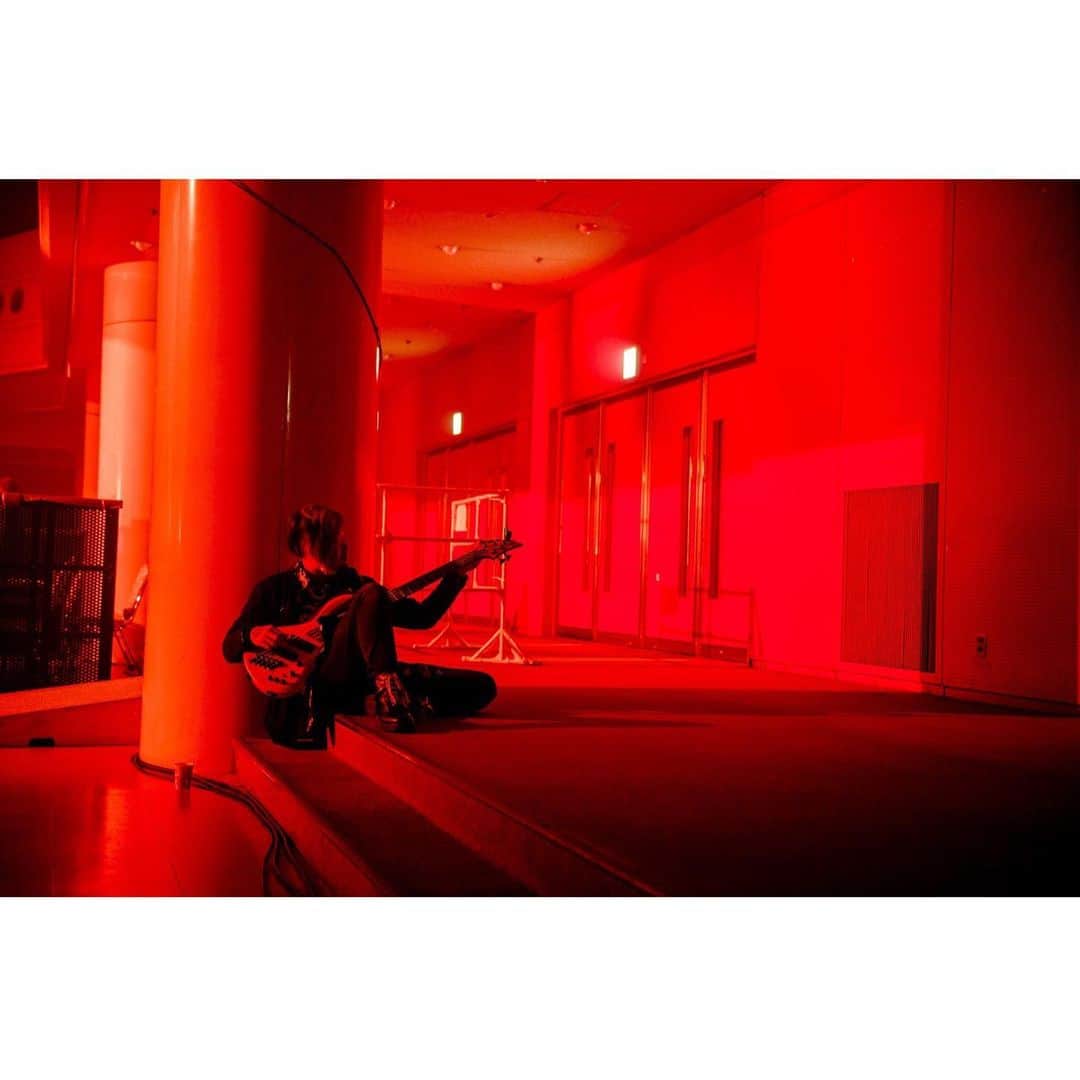 侑威地さんのインスタグラム写真 - (侑威地Instagram)「Fear, and Loathing in Las Vegas "HYPERTOUGHNESS” Release Tour 2020@KBS京都  photo by @ninjajon  #rottengraffty #falilv」1月19日 15時01分 - yuichi_rotten