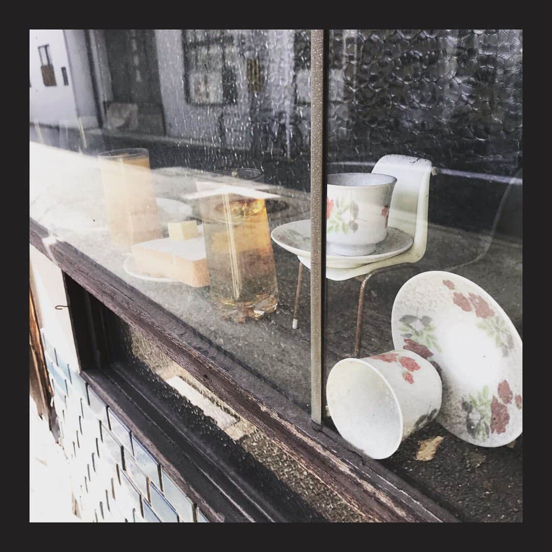 大西礼芳さんのインスタグラム写真 - (大西礼芳Instagram)「もう、ええねん。  #っていう写真 #喫茶店」1月19日 20時39分 - onishi.ayaka