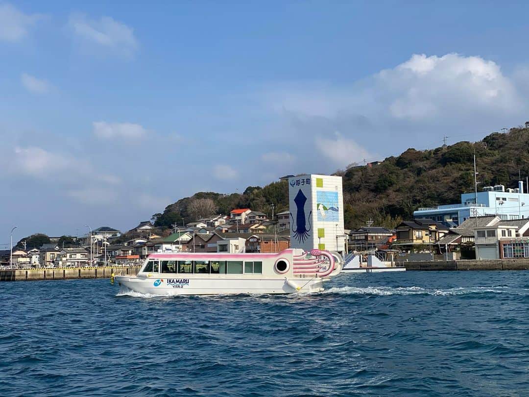 栗田善太郎のインスタグラム：「呼子は晴れてます。」