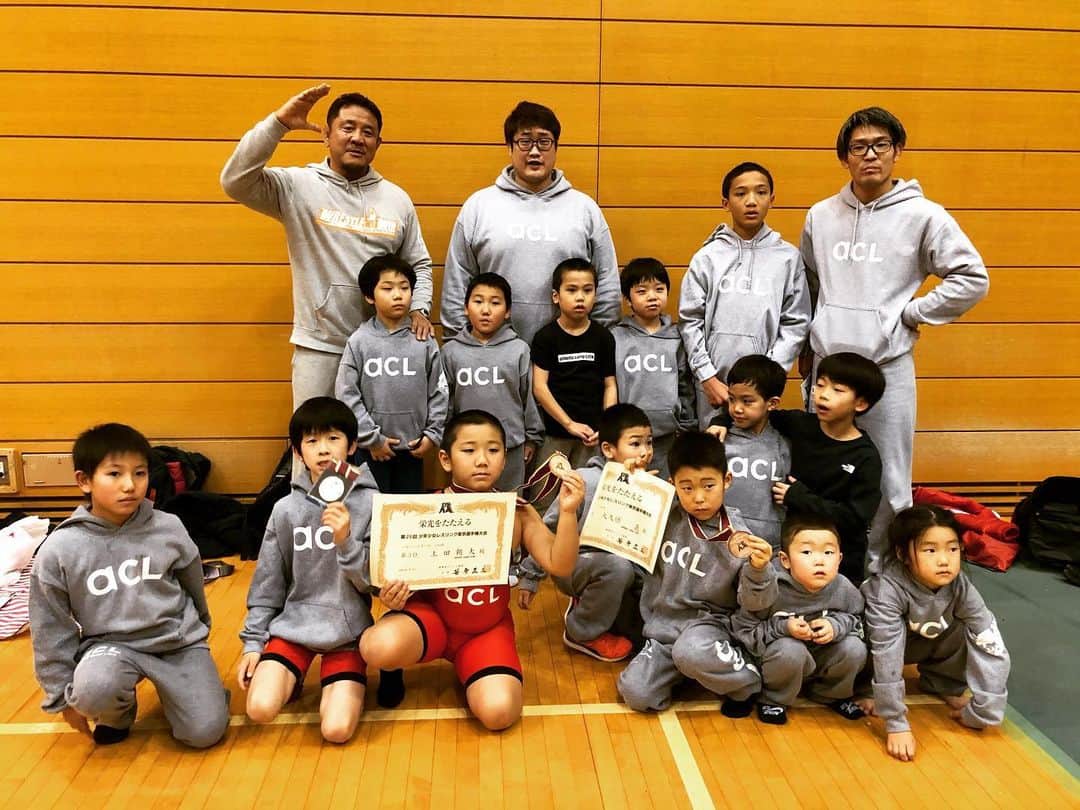 永田裕志さんのインスタグラム写真 - (永田裕志Instagram)「昨日の少年少女レスリング東京選手権大会にアスレチックキャンプライオン(acl)の選手達が参加しました。発足して約一年半ですが、子供達は着実に成長してますね。2月の大会も頑張って欲しいです。　 #acl #永田裕志」1月19日 15時55分 - yuji_nagata