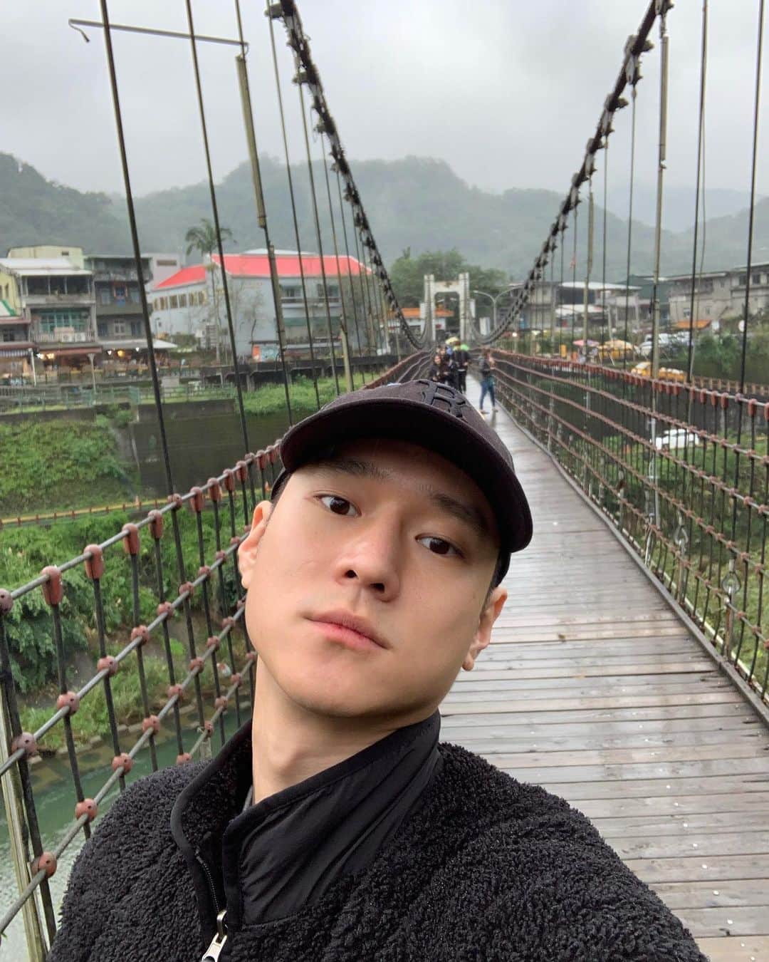 コ・ギョンピョのインスタグラム：「대만 스펀 입구」