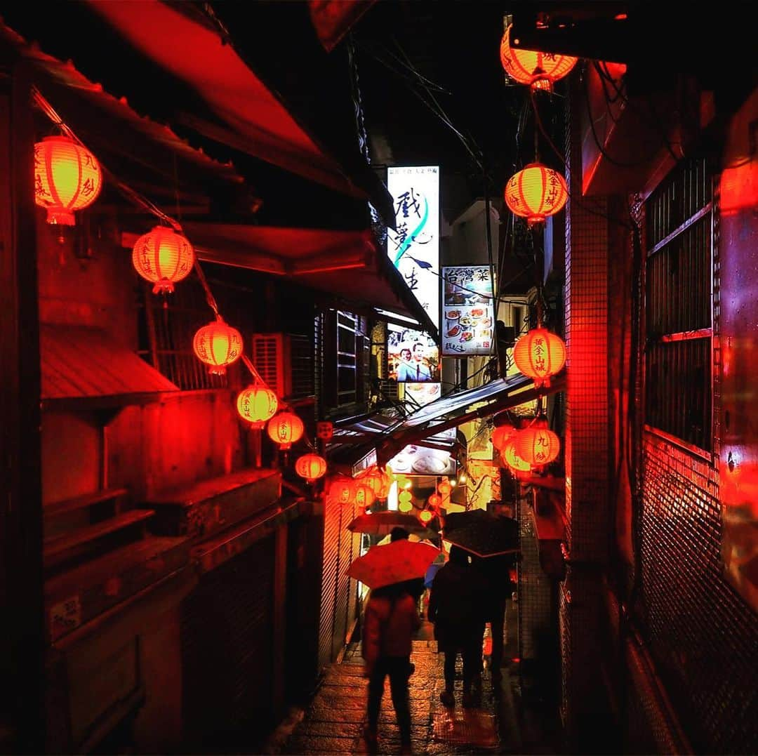 切符さんのインスタグラム写真 - (切符Instagram)「taiwan (Jiufen night) 🏮  #travel #taiwan #trip #photography」1月19日 16時17分 - ticketchan