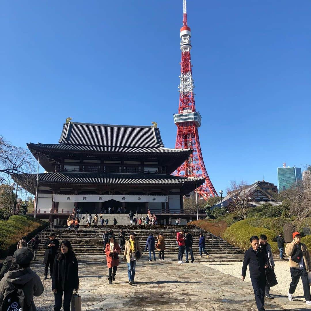 中村祐太さんのインスタグラム写真 - (中村祐太Instagram)「弾丸パワースポット巡りしてきました‼️ 徳川家が眠る寺増上寺❗️ 勝運が上がるみたい⤴️ 最強の神社の小網神社❗️ 強運を掴めるみたい⤴️ あまり験担ぎはしないタイプなんですけど験を担いでみようと思った今日この頃です^ ^笑  目標は高く志し高く‼️ 皆さん験担ぎしてみよう👍  #東京#増上寺#小網神社#徳川家 #勝運#強運#最強#パワースポット #他にもパワースポットあったら教えてください❗️」1月19日 17時00分 - yuuuuuu67