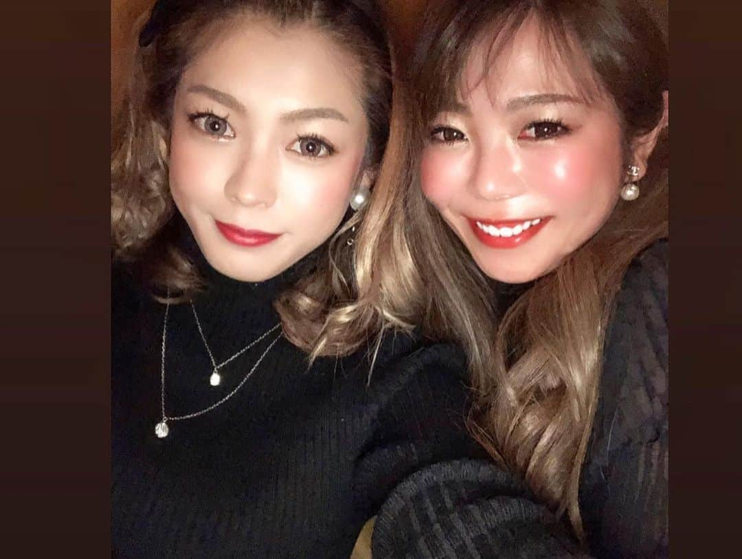 あゆさんのインスタグラム写真 - (あゆInstagram)「. 2019年に出会った大好きな人たち💚🧡💜 年齢もバラバラでみんなお姉さんやけど そんなん気にならんくらい気合う🙈💕 2020年もいっぱいお世話なります🙇‍♀️❣️ . . . #大阪 #京都 #大阪ガス #姉さん #タピオカ #love」1月19日 17時07分 - ayu022222227