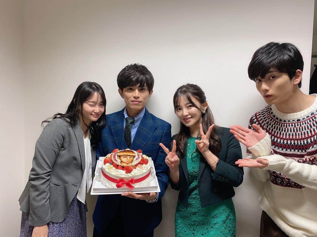 天木じゅんさんのインスタグラム写真 - (天木じゅんInstagram)「. .  ボートレース浜名湖🚤 トークショーありがとうございました💙 色んなお話できて楽しかったです♩ 続きまして 1/25(土)ボートレース津 1/26(日)ボートレース常滑 お待ちしてます💙💙💙 山本裕典さんお誕生日おめでとうございます🎂 . . #みずこい　 #Twitterドラマ #永尾まりや #水石亜飛夢 #山本裕典 #天木じゅん #みずいろの恋」1月19日 17時18分 - jun.amaki