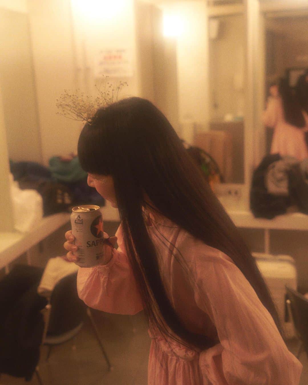 のインスタグラム：「11 Jan 2020 cheers ✴︎ hipahipa ✴︎ skal . 📷 @tengoyola」