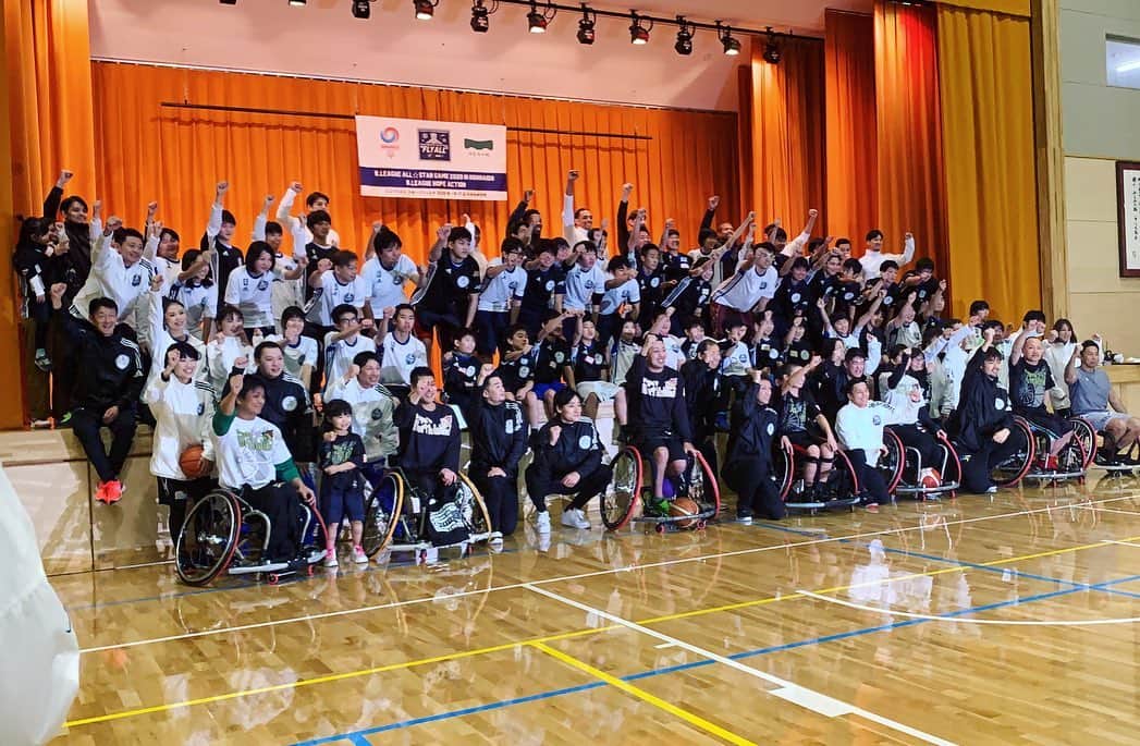 おのののかさんのインスタグラム写真 - (おのののかInstagram)「＊﻿ B.LEAGUE HOPEの活動で北海道の市立札幌みなみの杜高等支援学校にお邪魔しました〜！﻿ みんなで全力で体を動かし楽しみました☺️✨﻿ はじめての車椅子バスケやボッチャなど体験させていただき、﻿ パラリンピックもさらに楽しみに🥺！﻿ 北海道のみなさん、ありがとうございました✨ #Bリーグ #bhope #bリーグオールスター」1月19日 18時59分 - ononono_ka