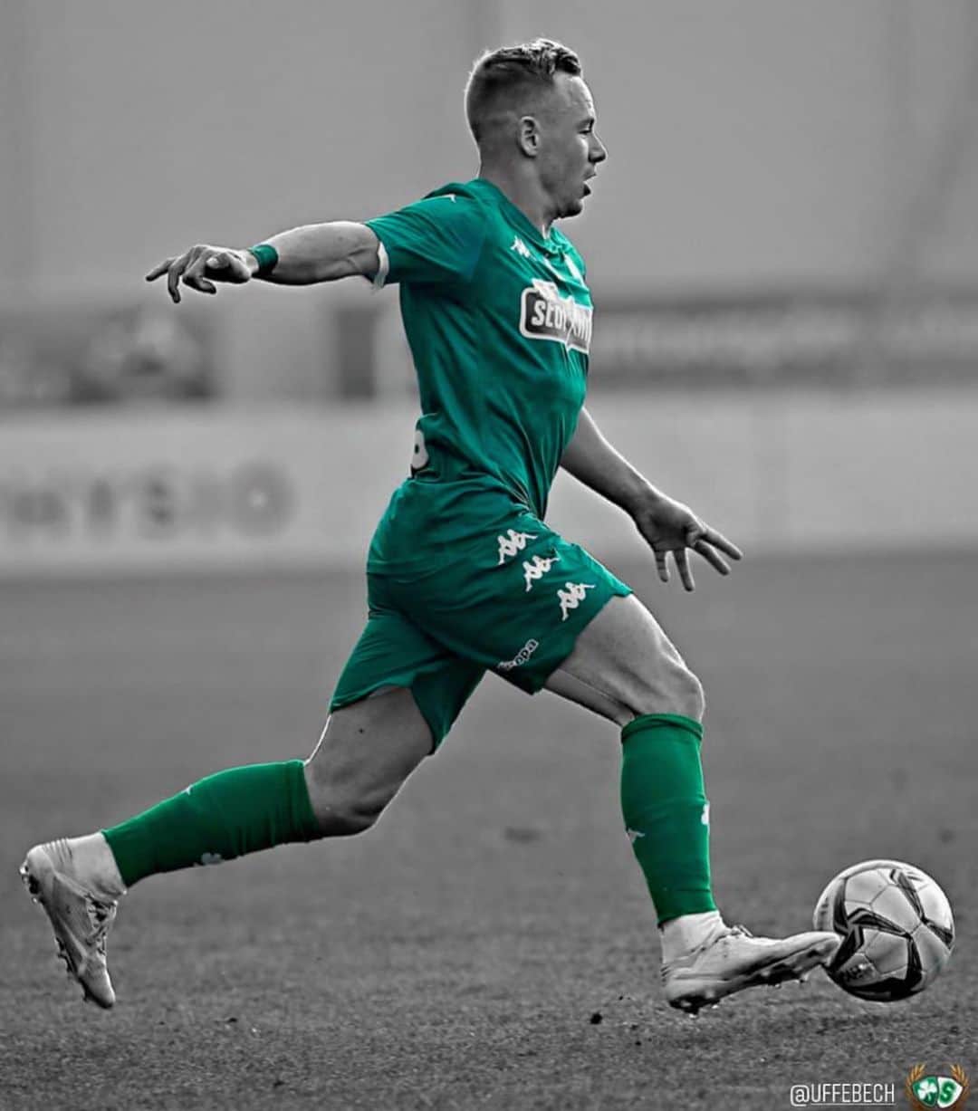 ウッフェ・ベックのインスタグラム：「Important victory today. Thanks for the support! 🙏☘️」