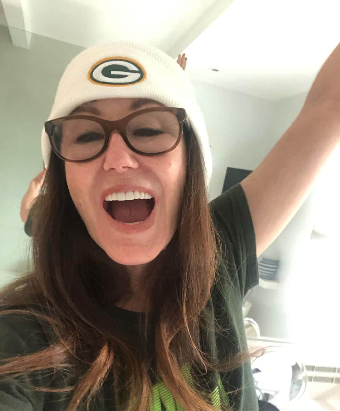 メアリー・マクドネルのインスタグラム：「GO PACK GO #packers @packers #nfl  #number12」