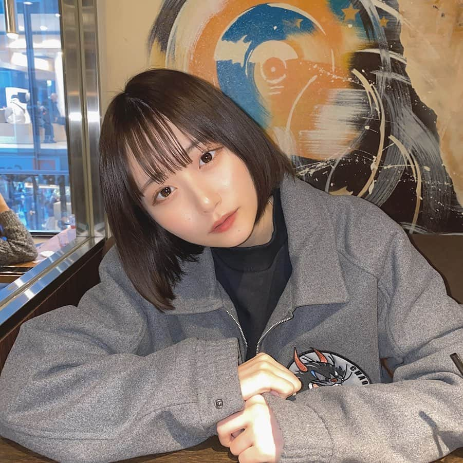 山本優菜さんのインスタグラム写真 - (山本優菜Instagram)「冬はお店に入って友達とお話するのが楽しいです。外に居たくないです」1月19日 20時52分 - yamamoto__yuna