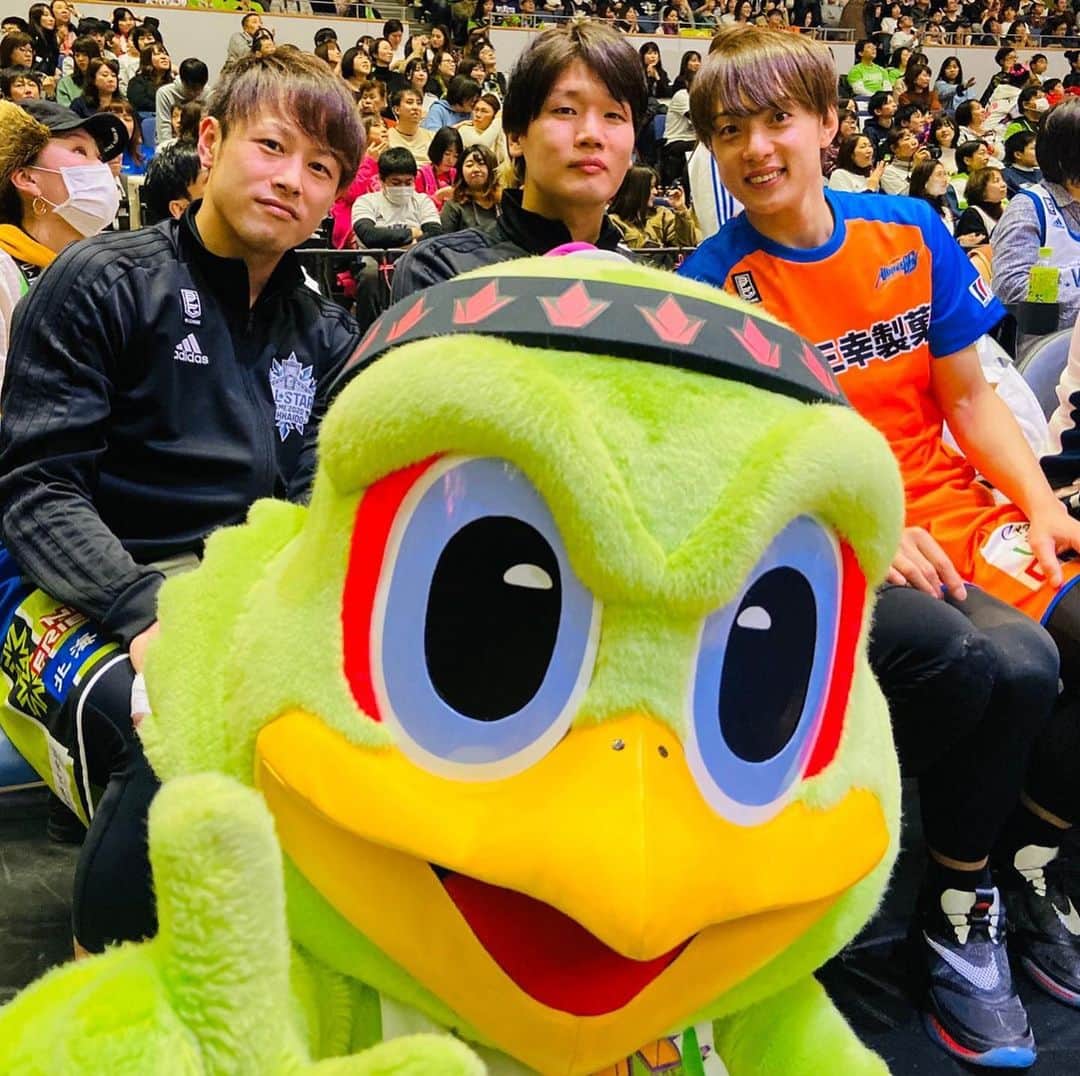 のインスタグラム：「#オールスターの思い出 #Twitterに載せられなかった分 #レバードと圭さんとシューター桜井 #半目がかわいールーク #一緒にペチペチ塚ちゃん #一緒にオールスターでプレー出来るとはまさしくん #お互いがんばろー」