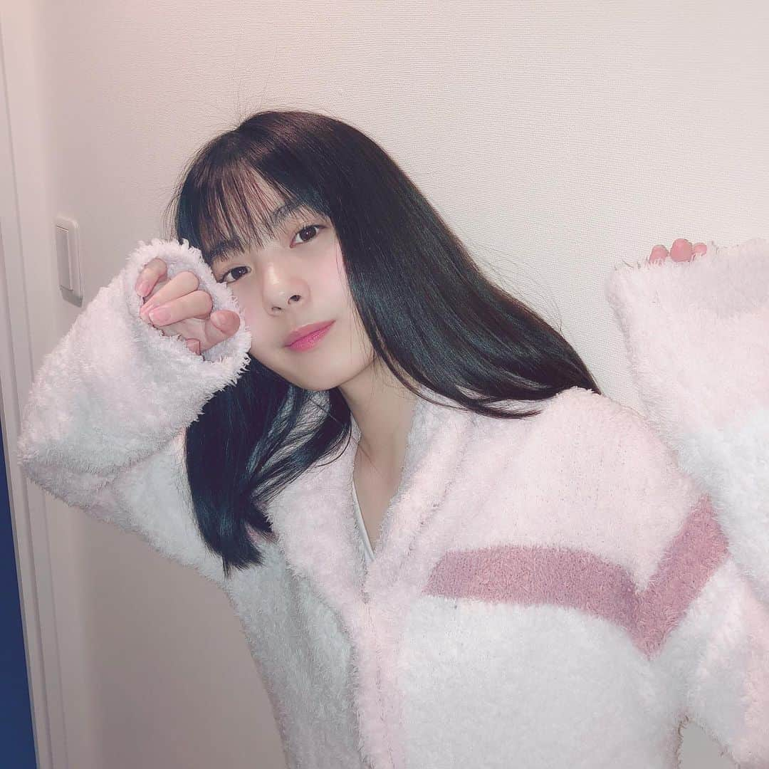 ゆなさんのインスタグラム写真 - (ゆなInstagram)「(´•ωก)°゜ﾟ」1月19日 21時02分 - _yunachannel