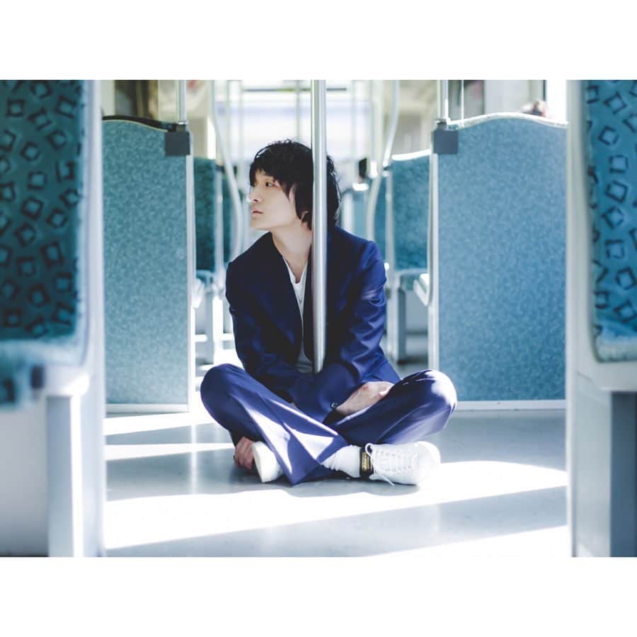 etsucoのインスタグラム：「✱ ✱ ✱ 塊すぎて嫉妬🥰 大すこ大大大すこ ✱ ✱ #石崎ひゅーい」