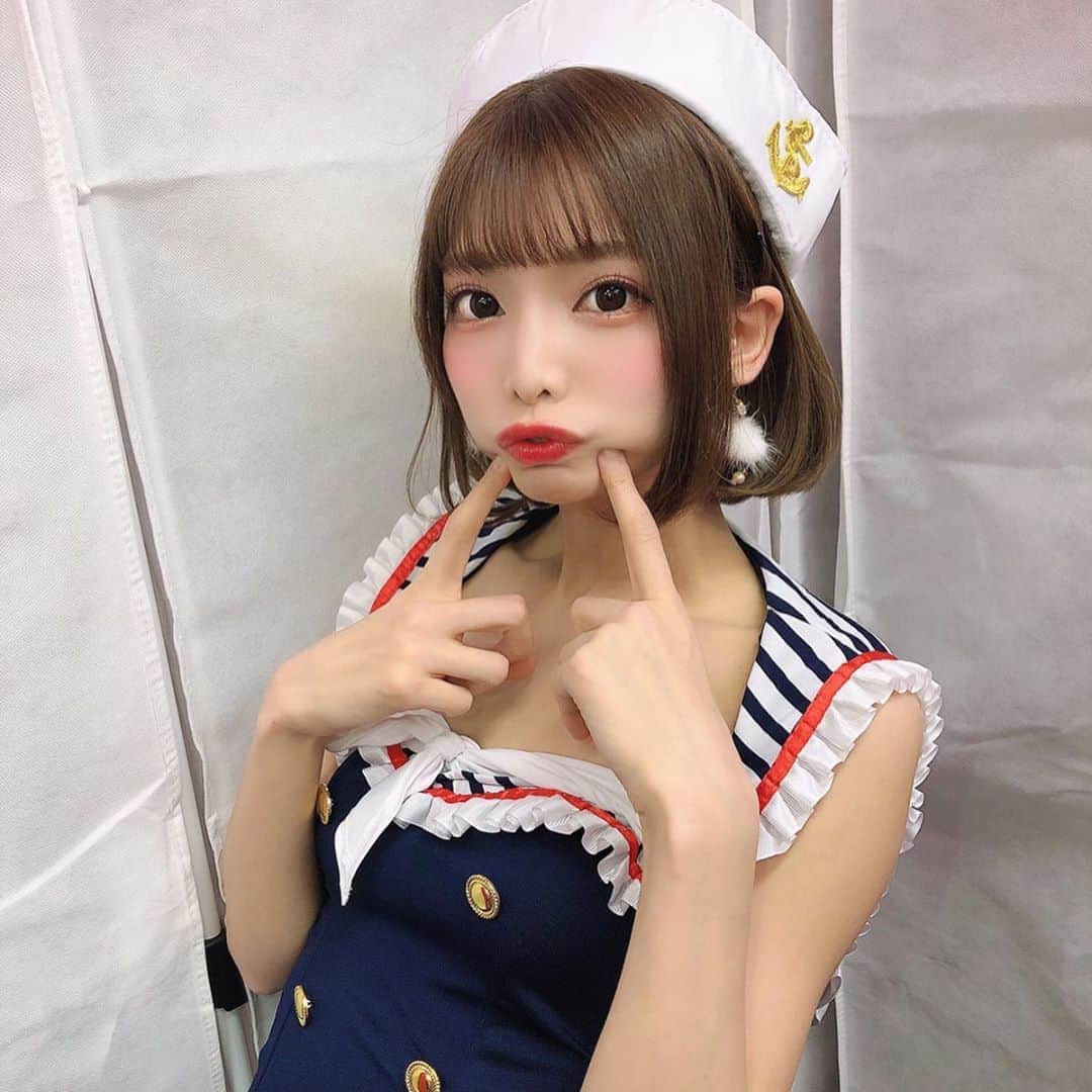 米倉みゆさんのインスタグラム写真 - (米倉みゆInstagram)「. インスタジオグラム撮影会 2着目はマリンセーラーでした⚓️⛱ . この衣装がいちばん人気だったよ…！ 好きですか、、？ . . #インスタジオグラム撮影会 #撮影会 #マリンコーデ #セーラー服 #セーラー  #コスプレ #コスチューム #コスプレイヤー #cosplay #japanesecosplayer #絶対領域 #ニーソ　#ニーハイ #生足 #生脚 #脚フェチ #足フェチ #美脚 #フェチ #美少女図鑑 #美女図鑑 #自撮り女子 #自撮り界隈 #他撮り #丸顔 #貧乳 #ちっぱい #まな板 #Japanese #japanesegirl」1月19日 22時37分 - yone__miyu630