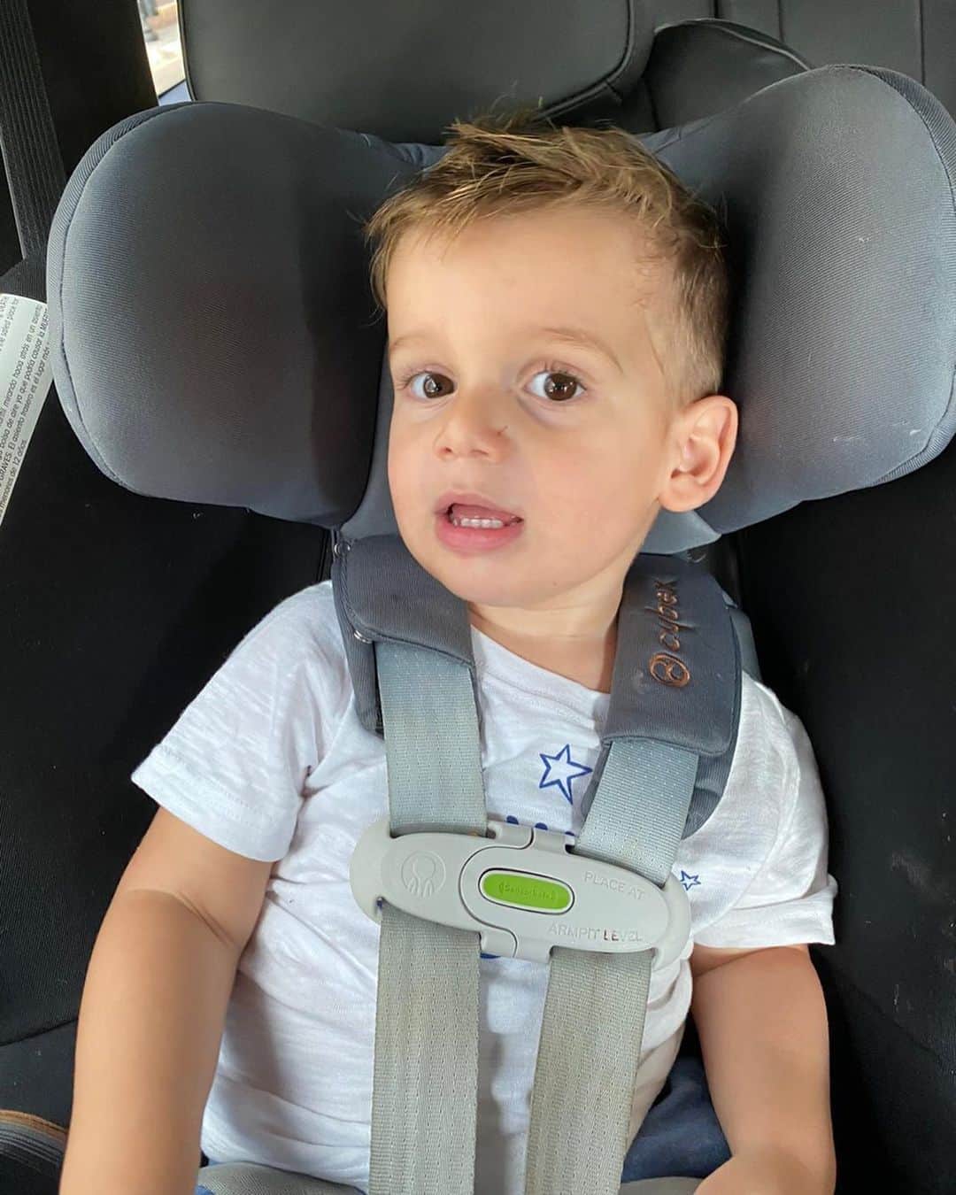 アントニオ・ノチェリーノのインスタグラム：「Happy birthday my little buddy I love you so much ❤️❤️❤️+2」