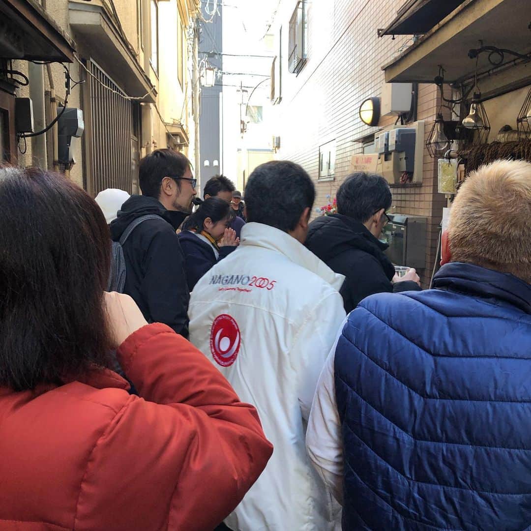 佐藤竜雄さんのインスタグラム写真 - (佐藤竜雄Instagram)「今日はあぶさんの13周年でした。あー、今度しっかり飲みに行かないと。 #高円寺 #あぶさん #昼飲み」1月19日 22時32分 - seitenhyohyo