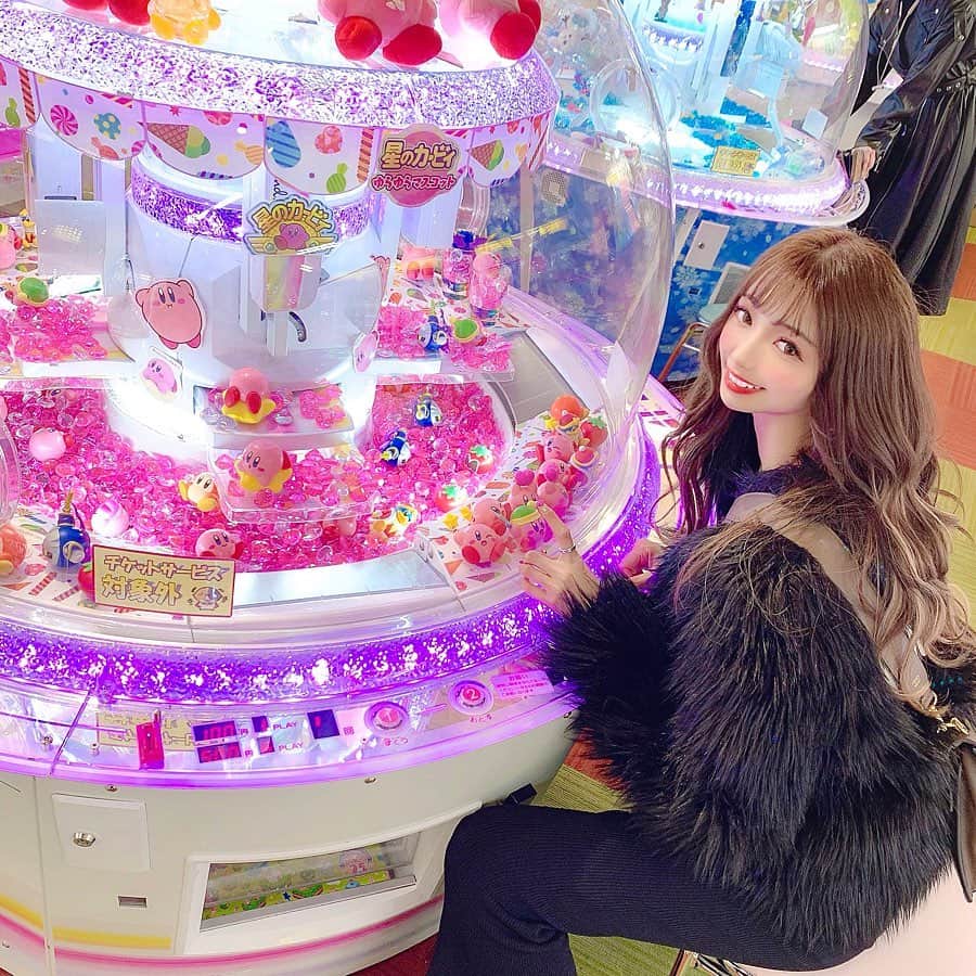のインスタグラム：「たまにはUFOキャッチャーも楽しいよね🥰なにも取れなかっけけど🥰 #ufoキャッチャー #クレーンゲーム #ufocatcher #ゲームセンター #ゲーセン #カービィ #ラウンドワン」