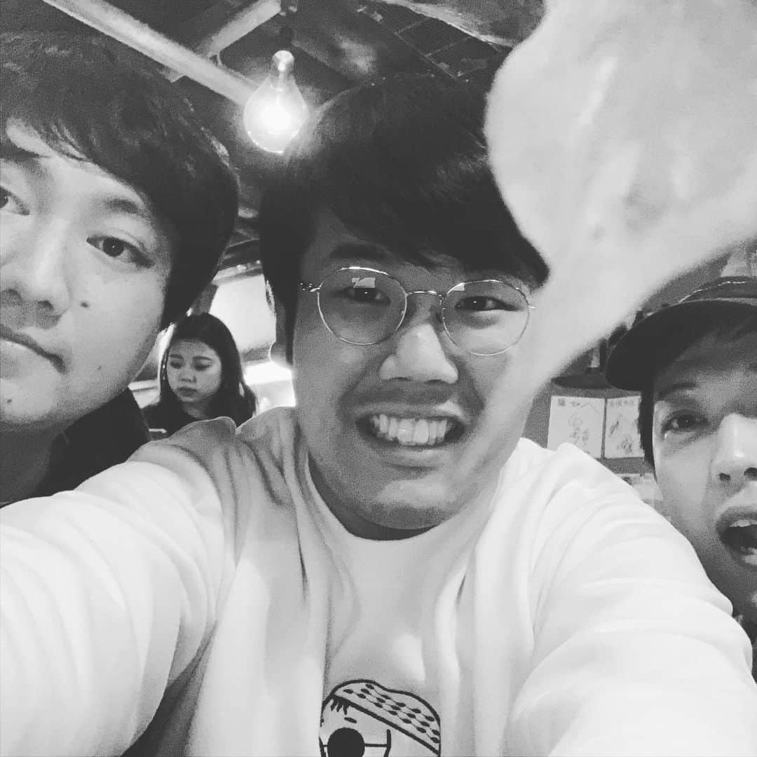 中野周平のインスタグラム：「ジャングル飲み会」