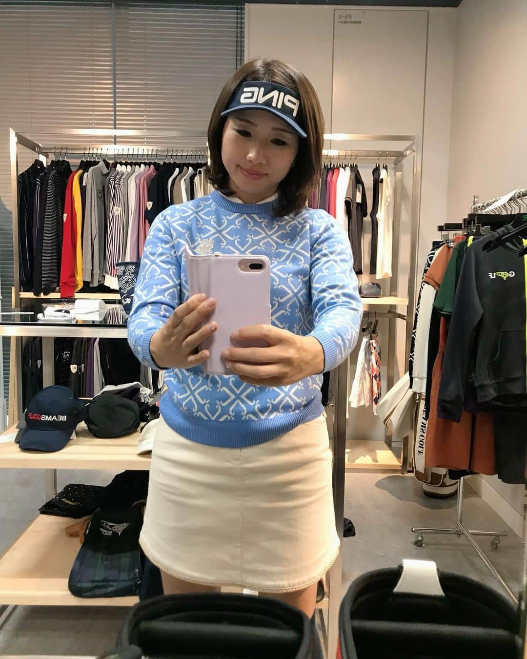 勝又優美さんのインスタグラム写真 - (勝又優美Instagram)「皆さまこんばんは🤗 明日は月曜日！！ いつもの夕刊フジをよろしくお願いします！ 夕刊フジ電子版はこちら↓ https://denshi.sankei.co.jp/application/fuji.html 電子版ならバックナンバーも読めちゃいます^_^  #今回は前日に告知できた！😆 #夕刊フジ#連載#pinggolf#beamsgolf#fujikurashaft #g410  #勝又優美 #ping#ゴルフ#ゴルフレッスン #ゴルフ女子#ゴルフ男子 #ゴルフウェア #ゴルフスイング  #ゴルフ好き #golfwear#progolferslife #ゴルフ初心者 #golf#lpgaティーチングプロ#lpga #golfstagram#golfcoach #golfpro#golflesson#ゴルフコーチ#golfshot#instagolf#golf」1月19日 23時36分 - yumi.katsumata