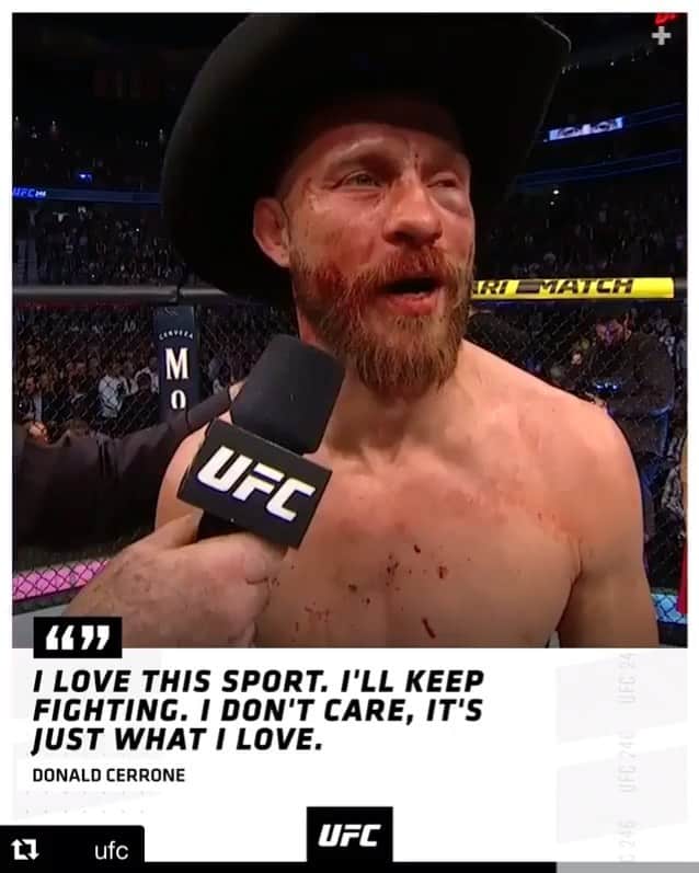 宇野薫のインスタグラム：「このシーンにウルッときました… セロー二も最後までカッコよかった。  #UFC246」