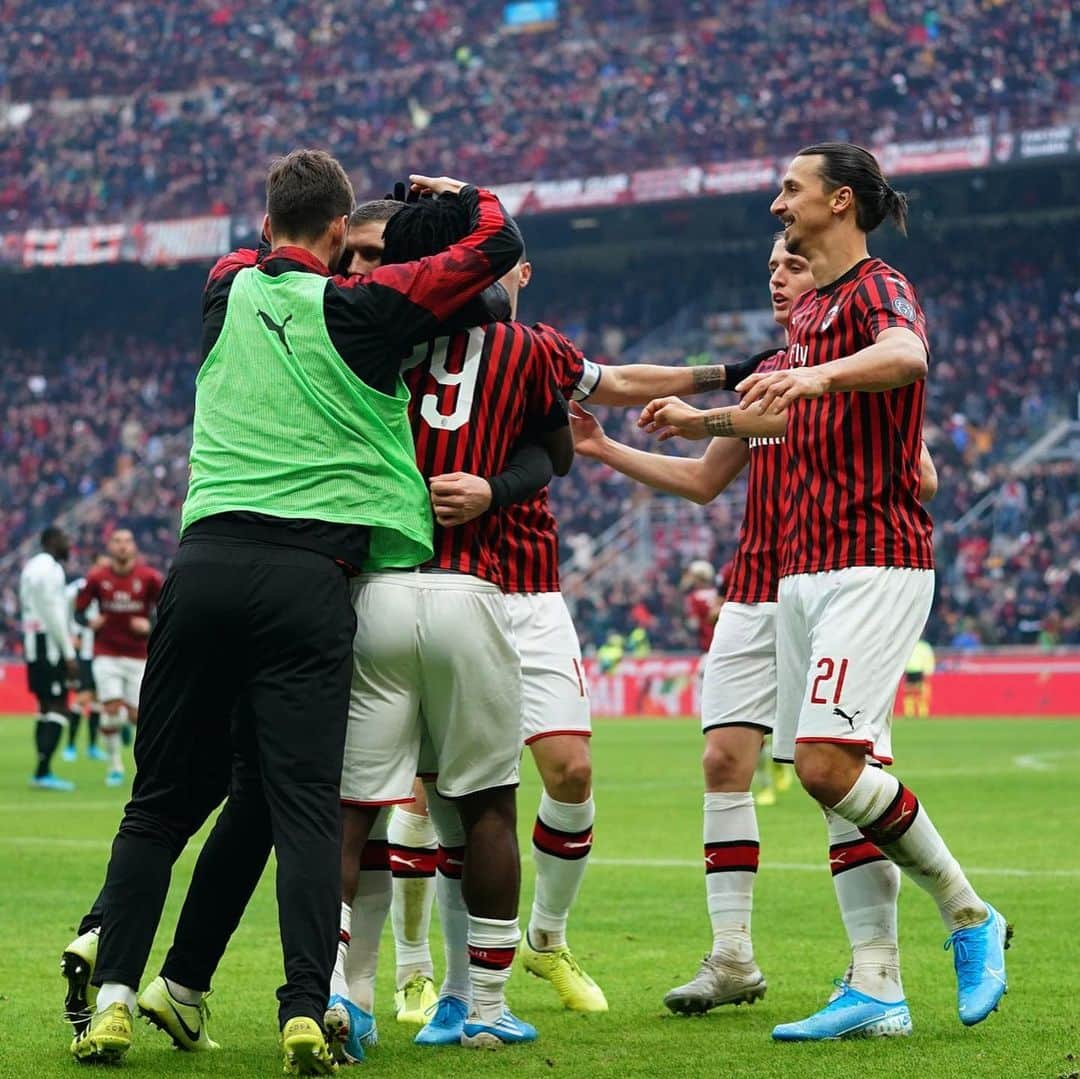 さんのインスタグラム写真 - (Instagram)「+3 @acmilan ⚽️⚽️」1月20日 0時04分 - anterebic