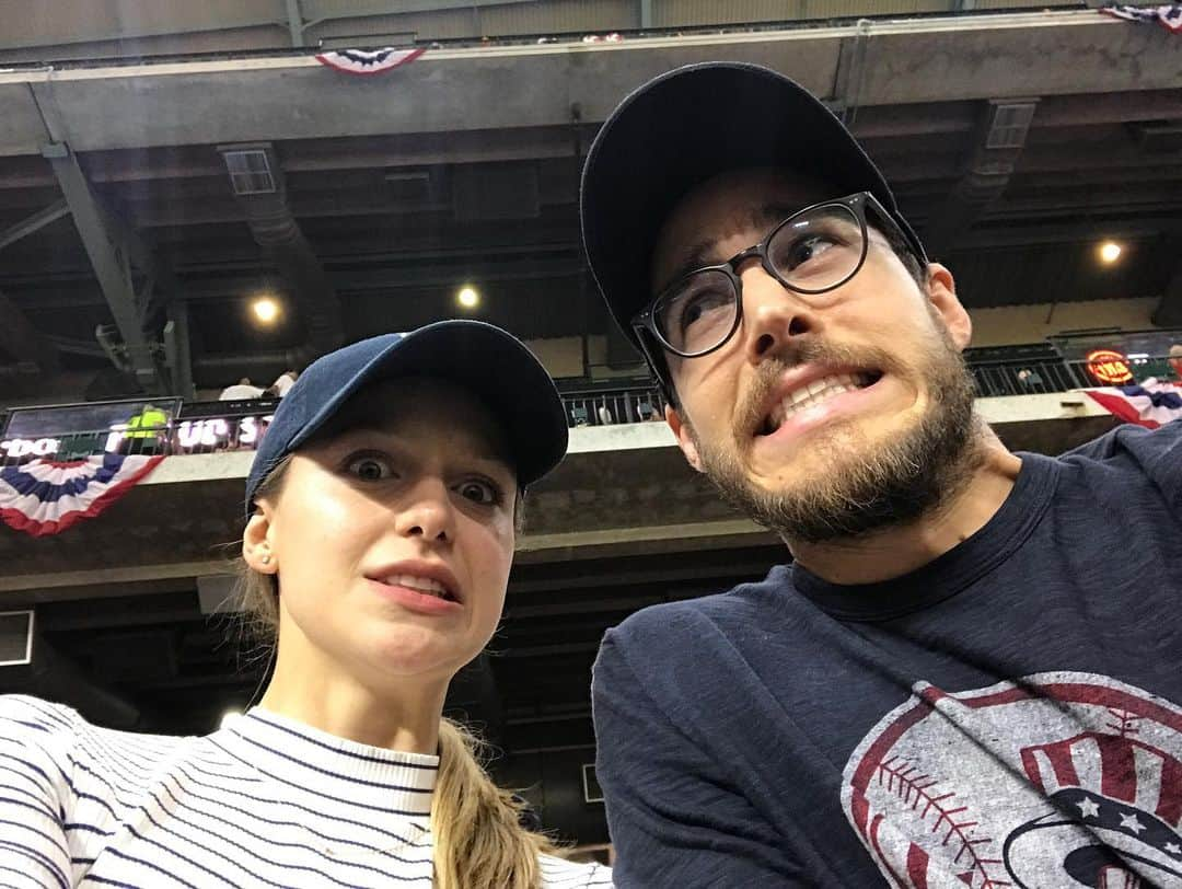 クリス・ウッドのインスタグラム：「We were in Houston for the final two ALCS games in 2017. I remember saying to Melissa, “it’s like they know what pitch is coming” because the Astros were hitting everything. I didn’t actually think they were cheating, but it was like watching two different ball clubs when they were home and away. Altuve (who won the MVP over my man @thejudge44 that year) crushed an astounding .533 at home in that series, including the two-run walk-off homer that took the Astros to the World Series, and went HITLESS in the three games in NY.  I won’t go as far as to say that they Yankees would have won the World Series in ’17, but they sure as hell would have had a shot. And that Dodgers/Yanks series would have been incredible.  Cheating robs the game of so much more than championships. It takes away the integrity. I learned a lot about life through baseball, and the sport continues to be my go-to metaphor for life lessons.  I think @mlb should strip the Astros of their 2017 World Series title. A fine doesn’t take away their win. A slap on the wrist doesn’t change the books. By letting it stand as is, you’re rewarding cheating, and you’ll encourage other teams to try the same.  You’re basically saying: you still get the ring, even if you cheat.  And what does THAT say about life?」