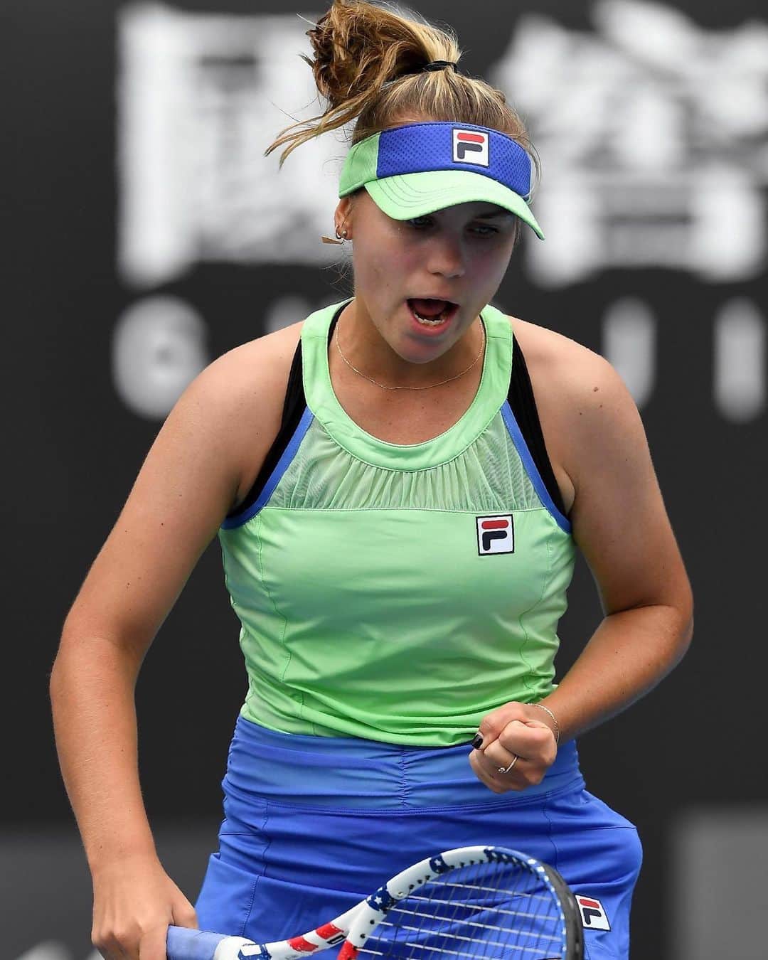 のインスタグラム：「First match not easy, but got it done 👊🏼 @australianopen」