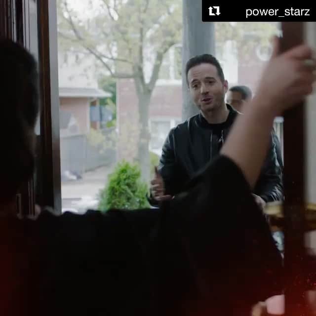 エリザベス・ロドリゲスのインスタグラム：「#Repost @power_starz with ・・・ Whose tracks were left uncovered? Find out on an all-new episode of #PowerTV NOW streaming on the @starz App. #WhoShotGhost」