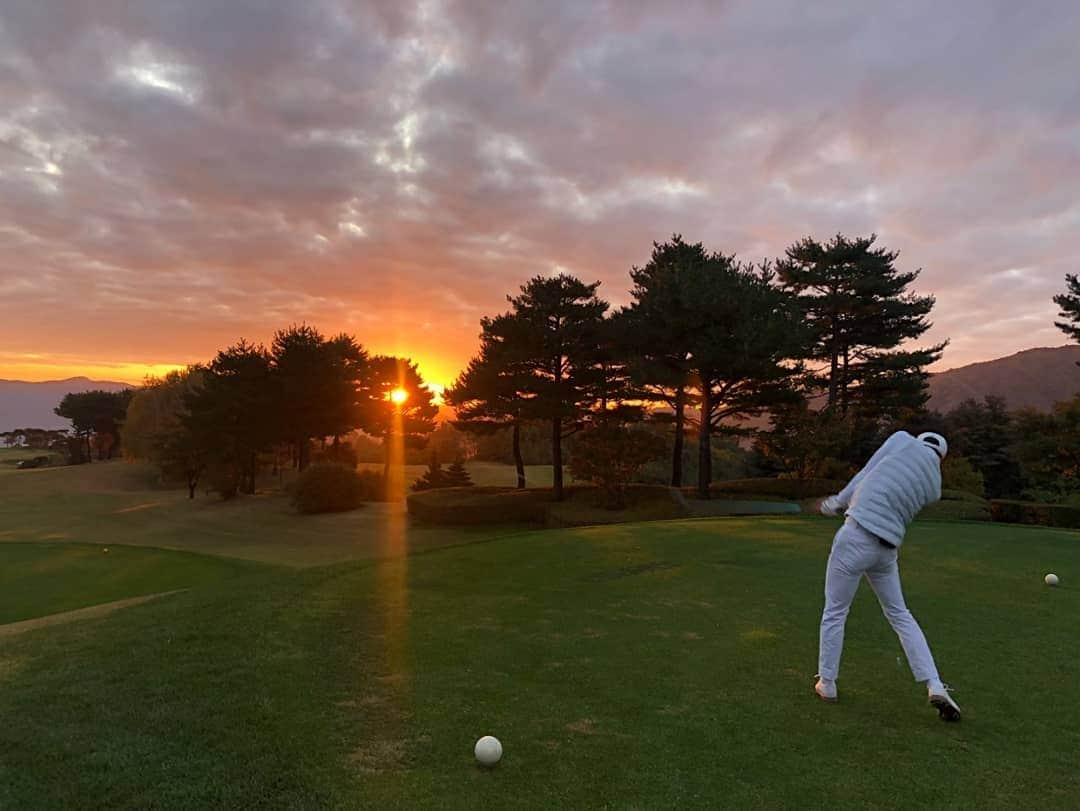 Lee Si-gangさんのインスタグラム写真 - (Lee Si-gangInstagram)「#골프 #golf 🏌️‍♂️ 라운딩 가고싶다 ⛳  日本でもラウンド行ってみたいです。」1月20日 14時51分 - lee_si_kang