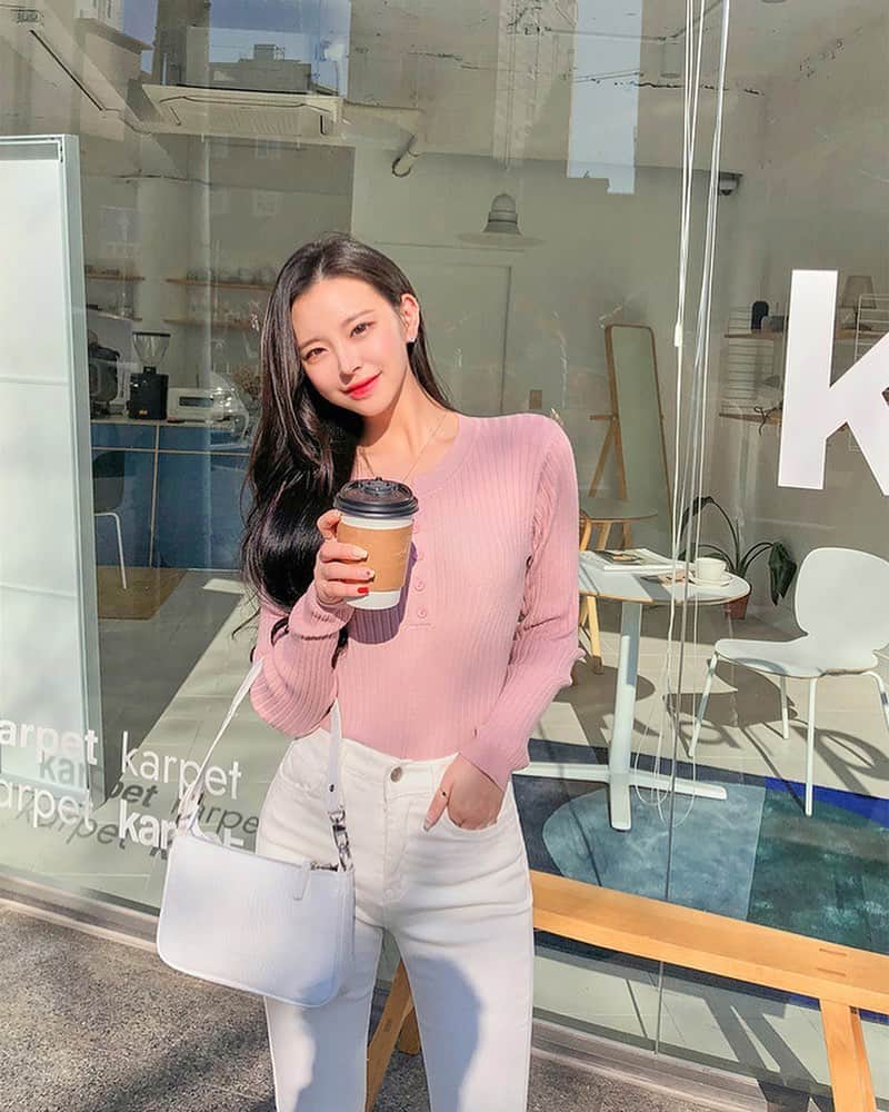 Chuuのインスタグラム：「Good morning💕」