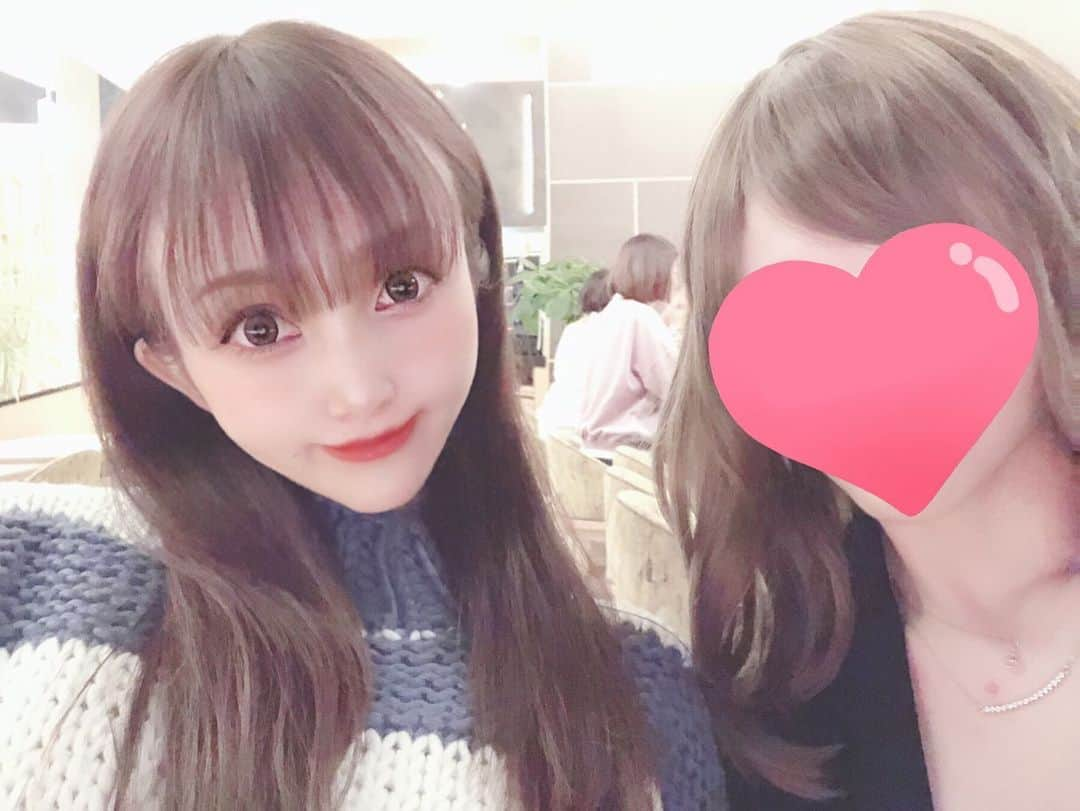 宇佐美あいりさんのインスタグラム写真 - (宇佐美あいりInstagram)「#おはよう　さぎ🐰💓今週も始まりました♬みんなお仕事や学校頑張ろうね(⋈･◡･)ママ見たいってリクエスト多いけど家族は🆖なのでごめんねん🥺 #グラドル自撮画撮り部#オフ#日曜日#風邪#風邪気味#治らない#渋谷スクランブルスクエア#親子#お母さん#ママ#と#date#若い#美魔女#有名#工藤静香#似#仲良し#いつも一緒#shibuya#Japanesgirl#followme#japanesegirl#instadaily#instalike#igers #instagood#pleaselike#pleasefollow」1月20日 7時28分 - airi.usami_official