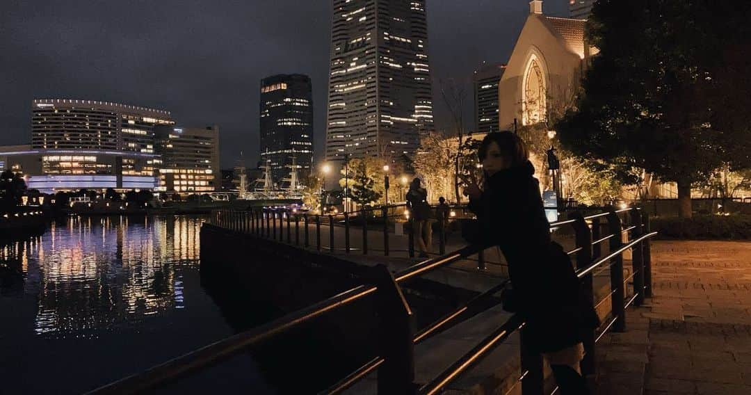 みったんさんのインスタグラム写真 - (みったんInstagram)「Yokohama🛳Japan  #youtuber #youtube #japan #japanese #japanesegirl #yokohama #akarenga #gamer #nightview #night #ship #view」1月20日 9時40分 - mittan222