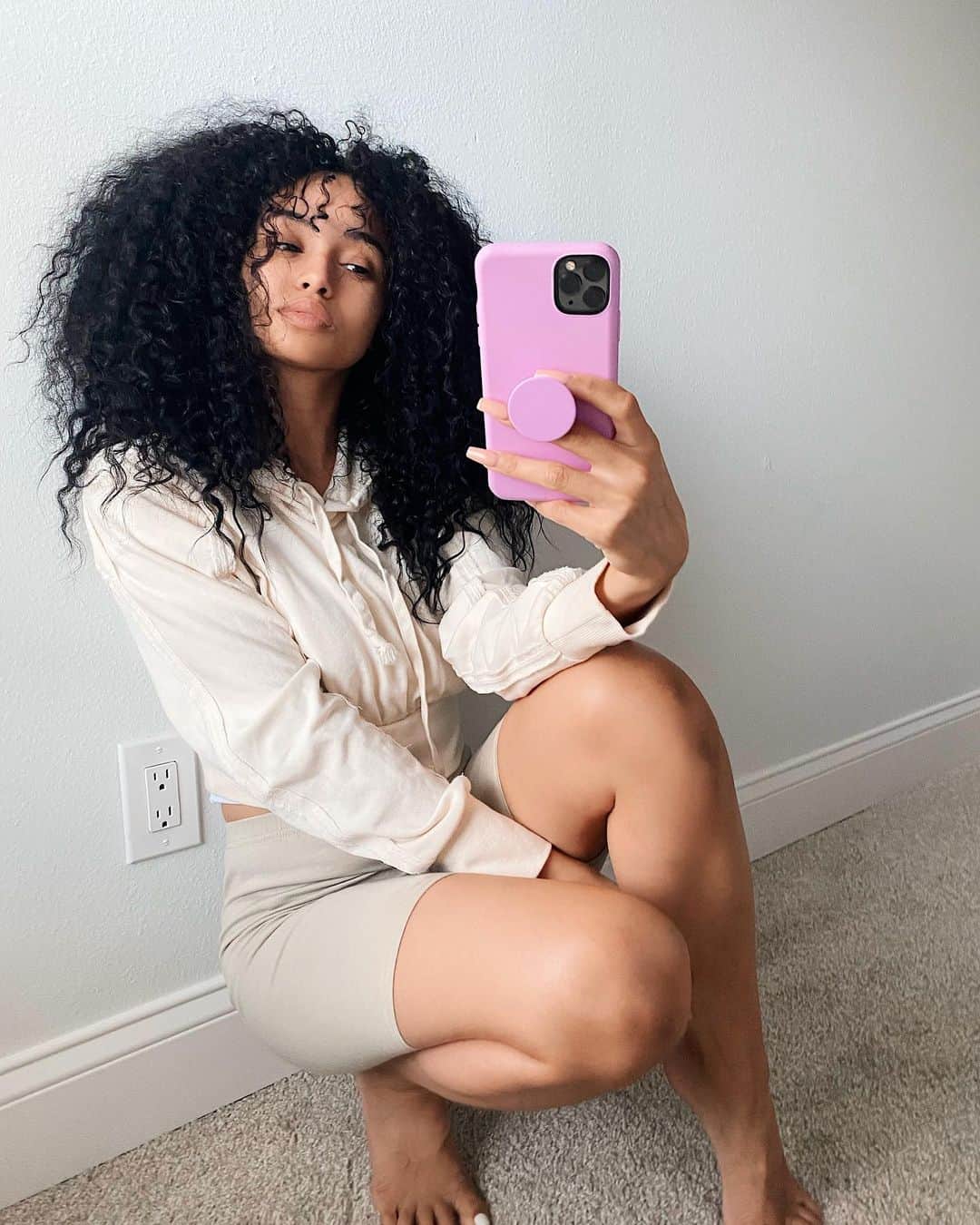 ケイラ・フィリップスのインスタグラム：「Big hair and a big heart 🥰」