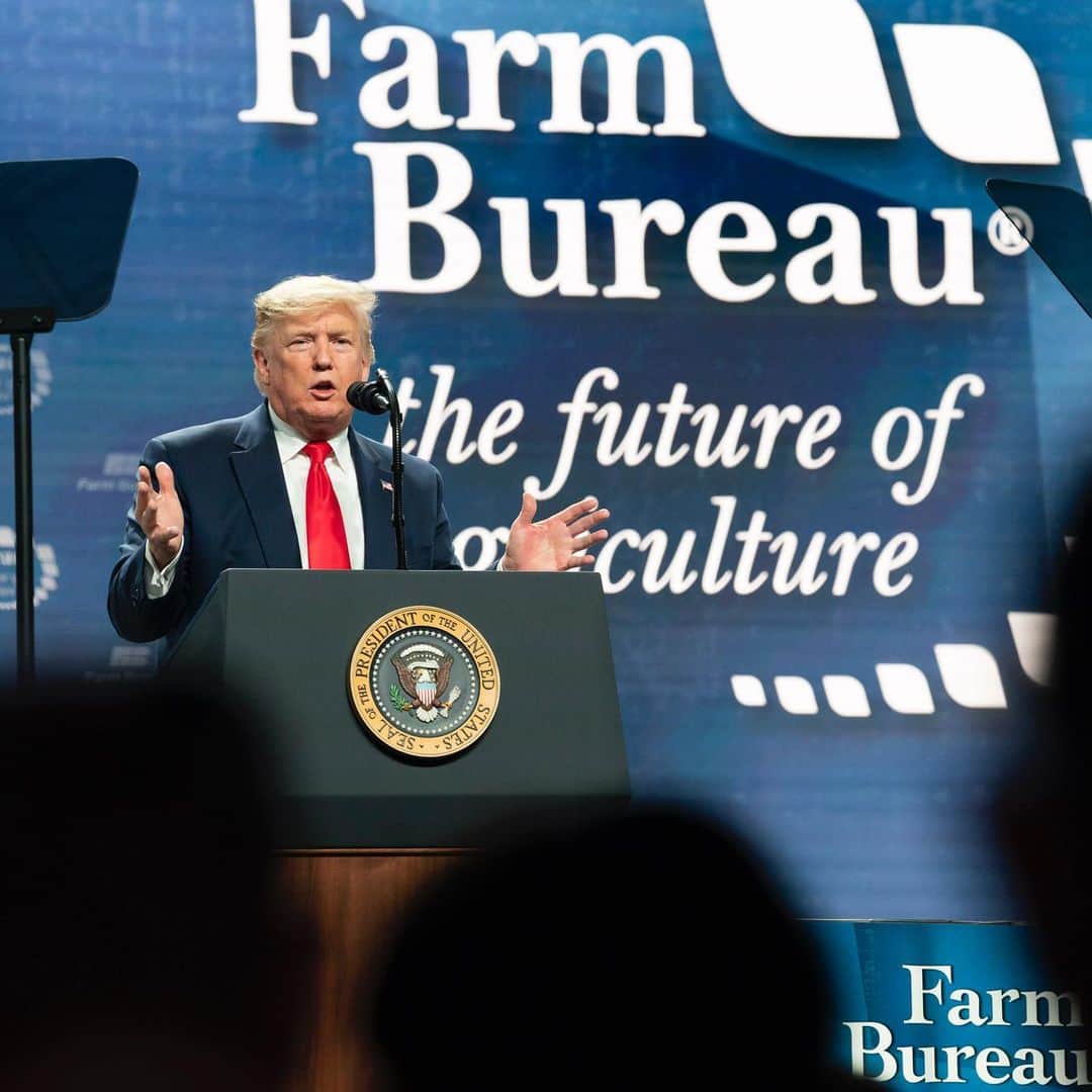 ドナルド・トランプさんのインスタグラム写真 - (ドナルド・トランプInstagram)「My administration understands that if we want to stand up for America, we have to stand up for America’s farmers! #AFBF2020」1月20日 10時42分 - realdonaldtrump