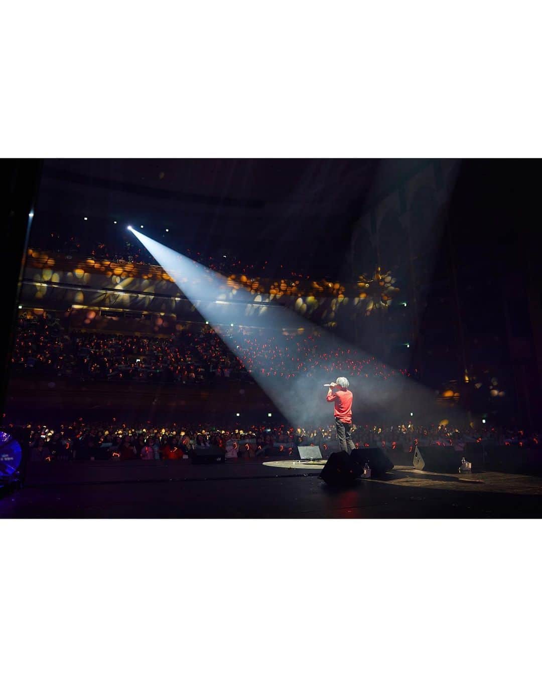 C-JeS エンタテイメントさんのインスタグラム写真 - (C-JeS エンタテイメントInstagram)「우리가 #김재중 과 함께해서 행복했던 추억들❤️👈🏻 ✨2020 KIM JAE JOONG Asia Tour Concert✨ . "여러분들께서 멀리서도 힘내라고 응원하는 것을 잘 알고 있기 때문에 다음에는 어떤 모습으로 만날 수 있을까 그런 밝은, 희망찬 기대를 주기도 한다" . #김재중만이 할 수 있는 #LIVE 들과 #토크 까지 ✔️ 재중이의 매력은 정말정말 끝〰이 없어라🔎  앞으로 계속해서 이어질 재중이의 #아시아투어 도 많이 기대해주세요🙇🏻 . Thank you so much for being with #Jaejoong at last night's #concert! He’ll be back in a better shape this year! Thank you all!  #재중 #JJ #Kimjaejoong #JJun #金在中 #미니앨범 #애요 #발매기념 #아시아투어콘서트 #서울 #방콕 #자카르타 #쿠알라룸푸르 #타이베이 #마카오 #콘서트 #씨제스타그램 #cjestagram」1月20日 10時51分 - cjes.tagram