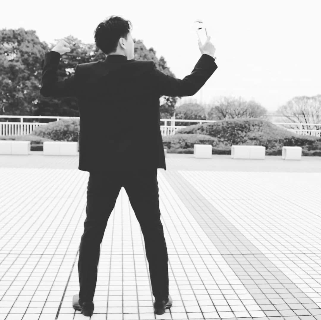 山下健二郎さんのインスタグラム写真 - (山下健二郎Instagram)「クールアングラーズアワード！！二年連続いただきました！！👌✨😭😭😭 ありがとう！！ これからも一生釣りやります✨👍✨」1月20日 10時51分 - 3jsb_kenjiro_official