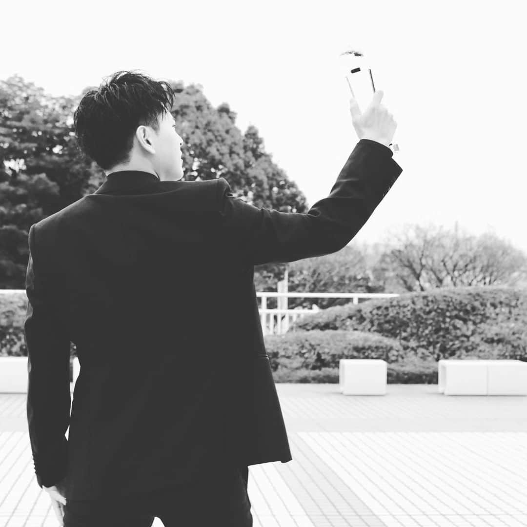 山下健二郎さんのインスタグラム写真 - (山下健二郎Instagram)「クールアングラーズアワード！！二年連続いただきました！！👌✨😭😭😭 ありがとう！！ これからも一生釣りやります✨👍✨」1月20日 10時51分 - 3jsb_kenjiro_official