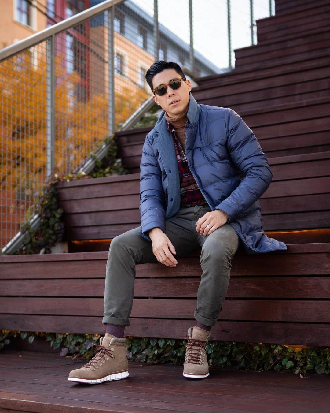 Cole Haanさんのインスタグラム写真 - (Cole HaanInstagram)「Looking fly, @bchanism! Shop cozy, weather-ready ZERØGRAND shoes and outerwear at the link in bio.」1月20日 11時02分 - colehaan