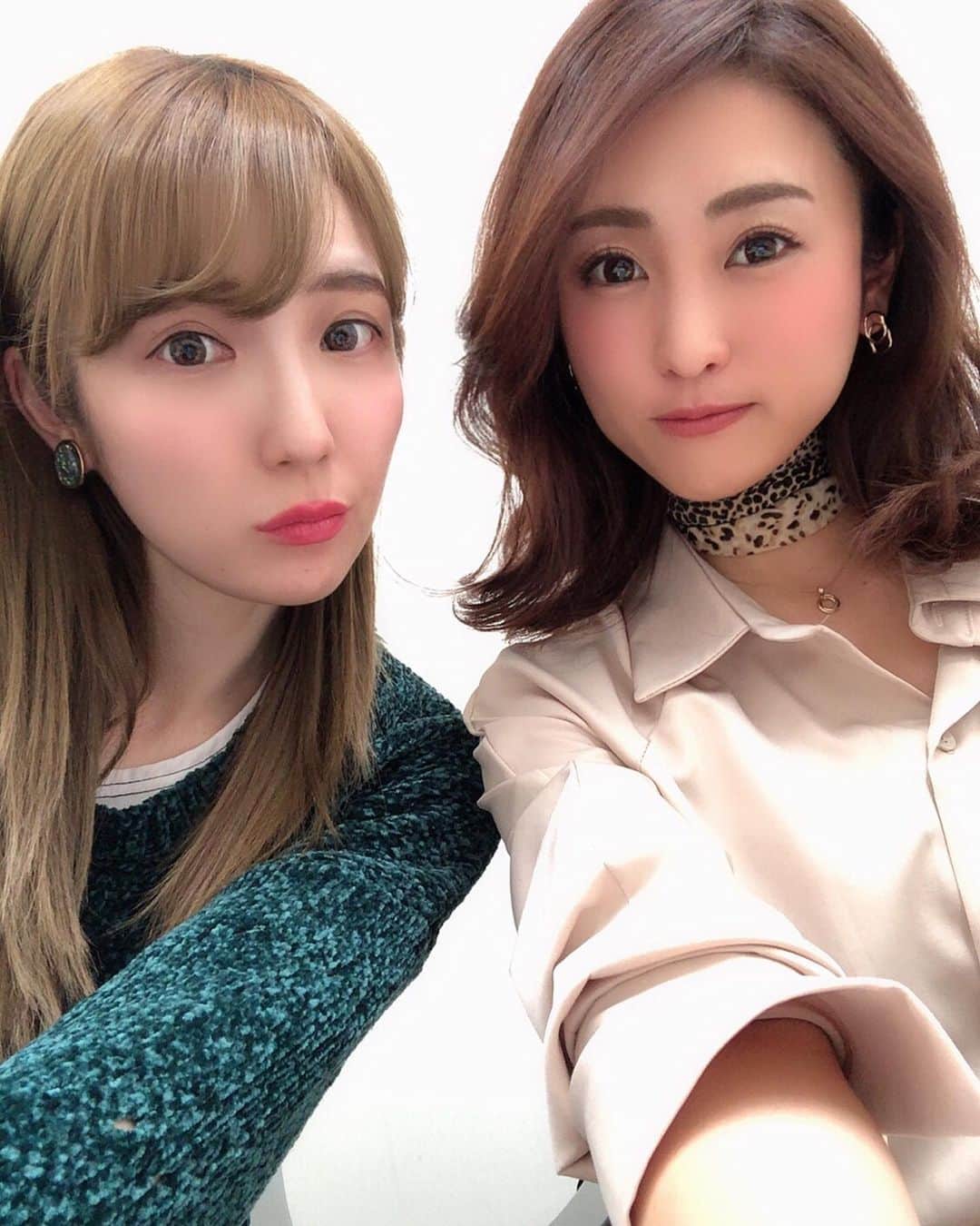 柚月めいさんのインスタグラム写真 - (柚月めいInstagram)「. 2020年初エリナさん🥰 休憩時間ずっとゲラだった😂 . . . #天使#angel#あんにゅい#selfie#pic#phot#ootd#fashion#make#beauty#follw #柚月めい」1月20日 11時16分 - meimei.yuzu