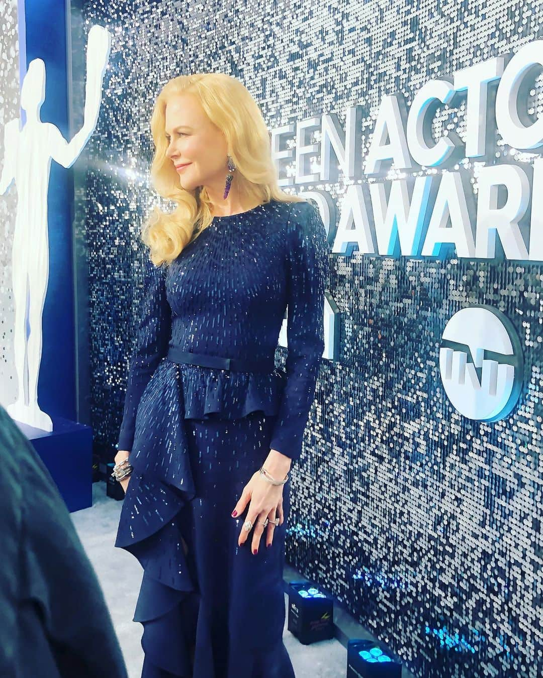 ニコール・キッドマンさんのインスタグラム写真 - (ニコール・キッドマンInstagram)「With my #BigLittleLies and #Bombshell families at the #SAGawards today! A day of celebration, pride, happiness, humility, and so many other emotions 💕 Thank you, fellow actors for letting me dance with you and for letting me share these women and their stories. I am so honored and grateful xx」1月20日 11時23分 - nicolekidman