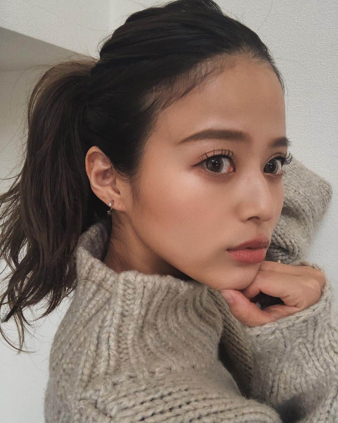 佐野真依子さんのインスタグラム写真 - (佐野真依子Instagram)「カラコンはずっと ITEYES👁urban beige👁 ＆urban olive👁 @iteyes_info  このカラーはアーバンベージュ♡ 今まででどのカラコンよりも 1番最高と思えるカラコンが 作れたーーーーー！！ ナチュラルちゅるんな絶妙 ヌードベージュカラー♡ 度付きもあるので是非 試してみて いただけたら嬉しいです♡ @iteyes_info  TOPURLもしくは ストーリーズのリンクから購入できます♡ オフィシャルサイトで1月末まで 2箱同時購入で3,000円のキャンペーンを開催中です🛒 #iteyes #urbanbeige #アーバンベージュ」1月20日 12時36分 - sanomaisanomai