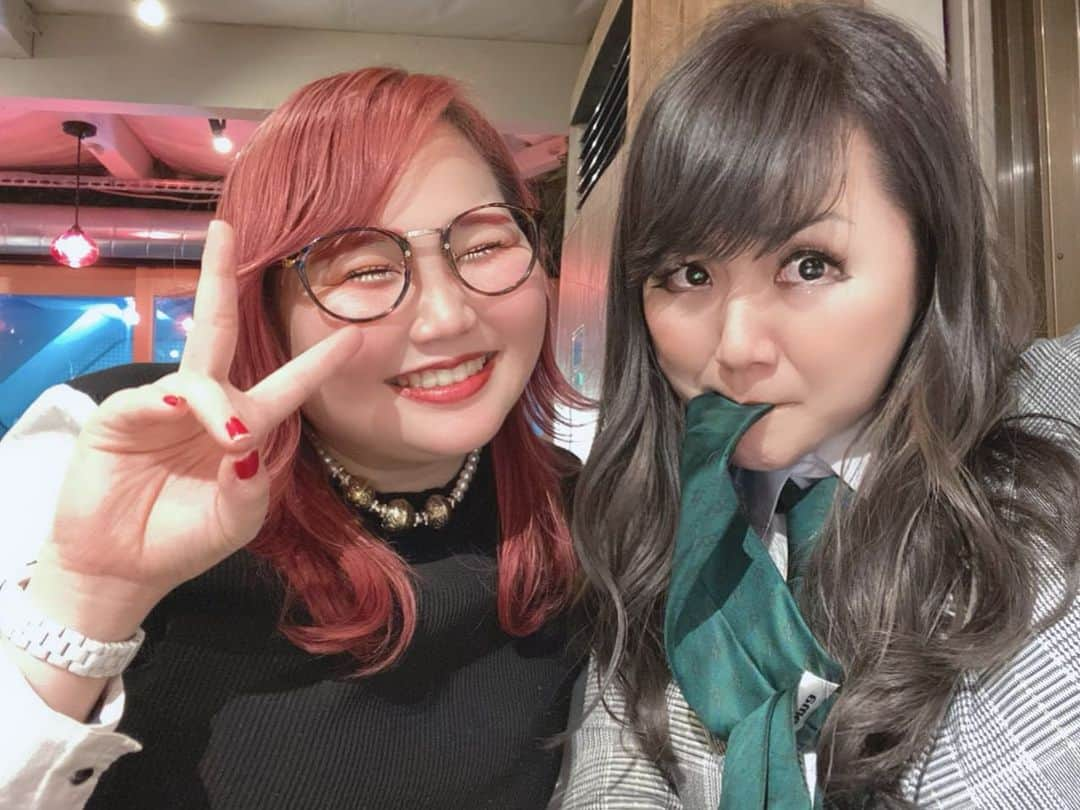 なちゅさんのインスタグラム写真 - (なちゅInstagram)「#アユチャンネル  @ayu_channel_ となちゅチャンネル(笑) 焼肉なう かわいいよあゆ〜 いっぱいお肉食べようね🥓 今日も幸せ過ぎて泣いた〜！💓🤣 #女芸人 #😂おもしろ荘」1月20日 22時57分 - nachudesu1223