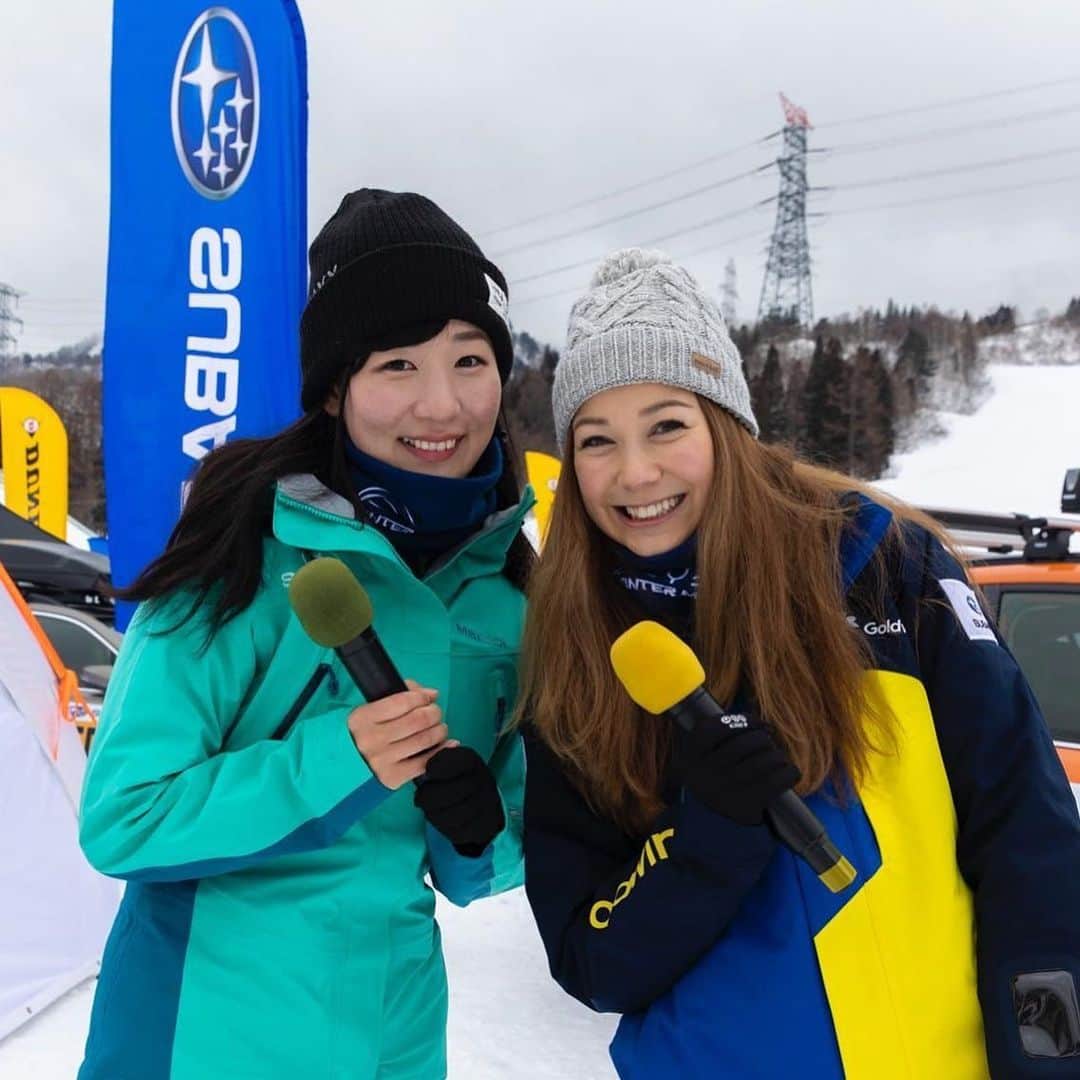 井澤エイミーのインスタグラム：「【SUBARUゲレンデタクシー7th!!】 今年も会場MCやらせて頂きました☺︎ オープンからクローズからのデモランまで！ありがとうございました♬  #SUBARU #ゲレンデタクシー  朝から夕方まで喋り倒してアドレナリンばんばんからの次の日は抜け殻だった件w  次は来週末、エコーバレーにて！！」