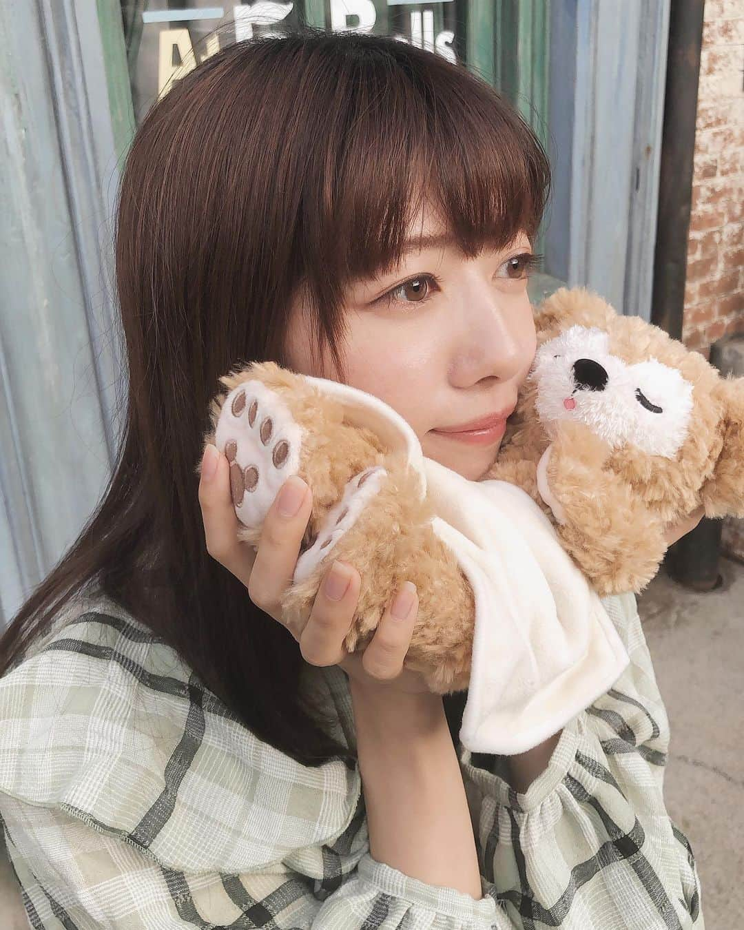 真山りかさんのインスタグラム写真 - (真山りかInstagram)「.﻿ ﻿ 2019の出しそびれ写真です﻿ ﻿ #ディズニー﻿ #ディズニーハロウィン🎃﻿ ﻿ #寝る時のおとも﻿ ﻿ #まやまにあ﻿ ﻿ .」1月20日 23時37分 - ma_yama_official